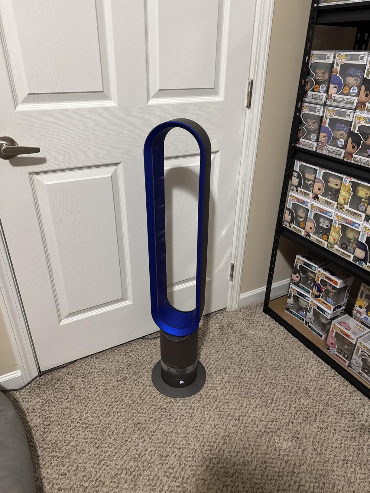 Dyson Cool AM07 Air Multiplier Bladeless Tower Fan, 70° oscillation, 10 levels (Iron/Blue) customer photo 2