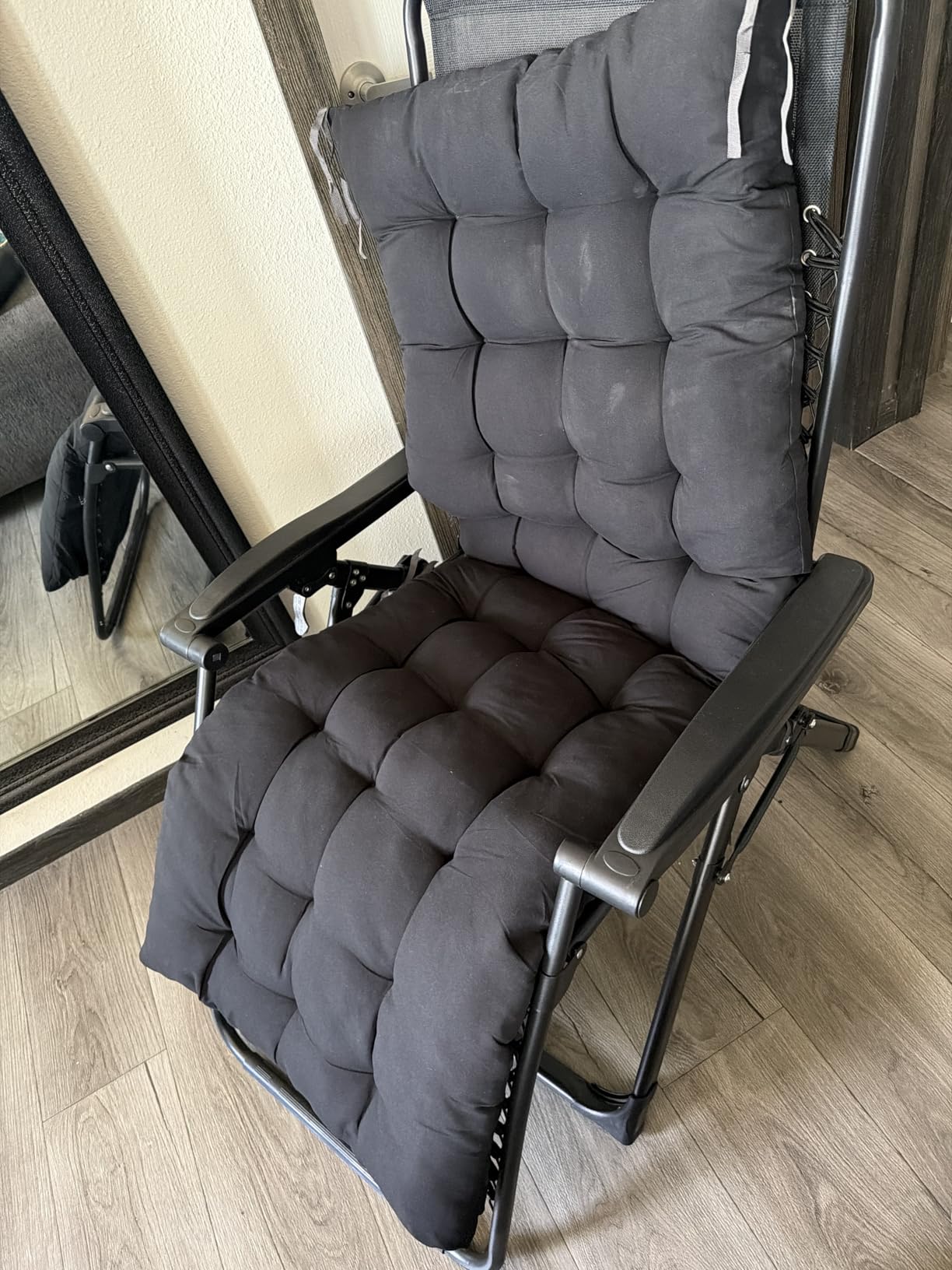Suteck Oversized Zero Gravity Chair,33In XXL Outdoor Recliner Chair w/Removable Cushion&Headrest, Camping Lounge Chair w/Upgraded Lock&Footrest, Reclining Patio Chairs for Indoor Outdoor,500LBS customer photo 1