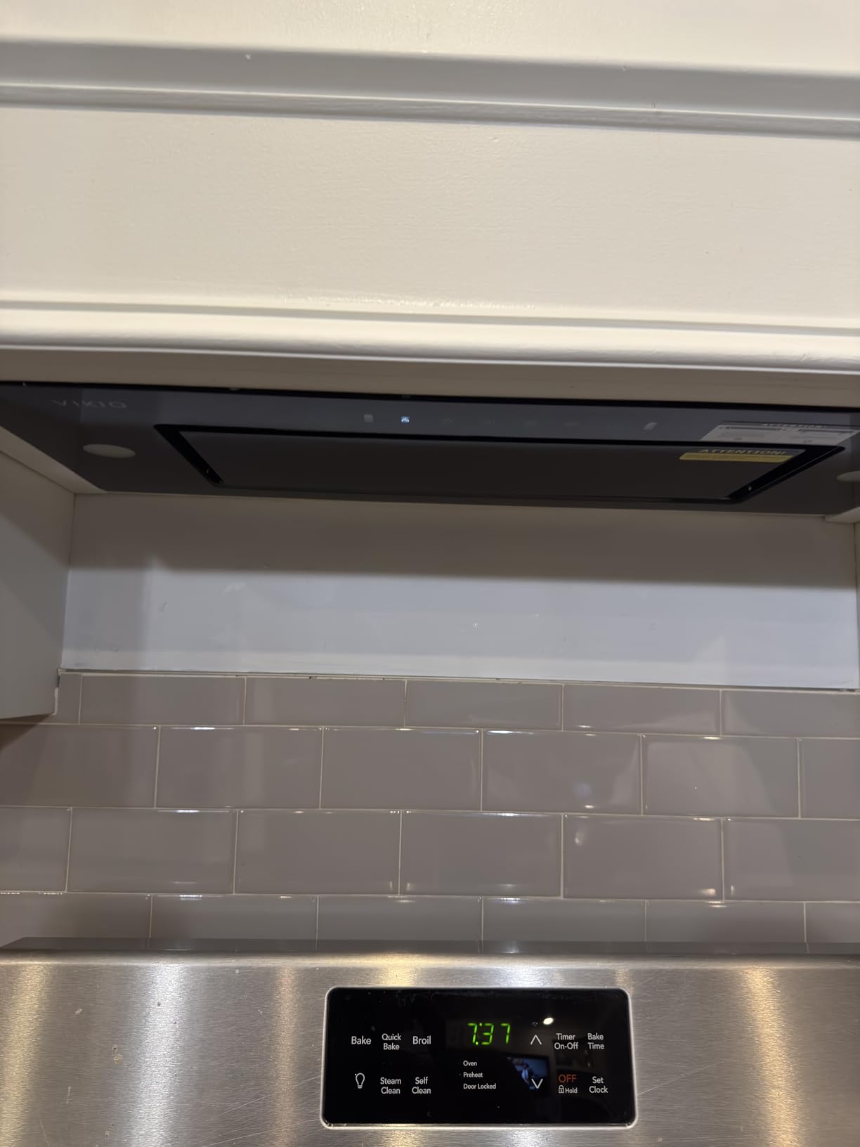 VIKIO HOME Range Hood Insert 36 Inch - Built-in 900 CFM Ducted/Ductless Range Hood with 3 Speed Fan, Black Stainless Steel & Tempered Glass with Gesture Sensing & Touch Control customer photo 2
