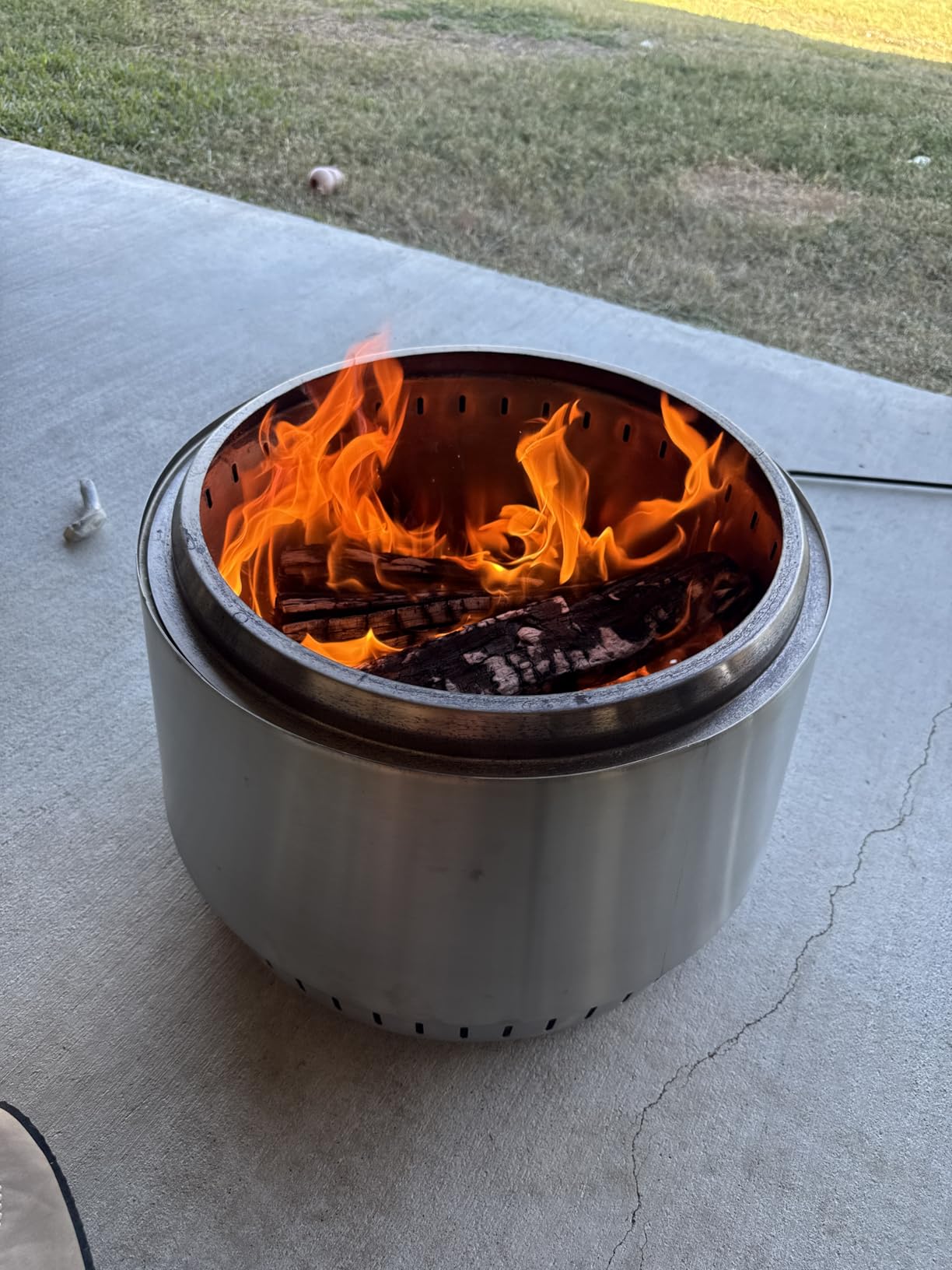 East Oak Fuoco Smokeless Fire Pit 7'' for Patio and Outdoor, 3-in-1 Ash Pan | Portable Wood & Pellet Firepit | Stainless Steel 120% More Efficient Burn | Backyard, Easy Ignition & Compact Design customer photo 2