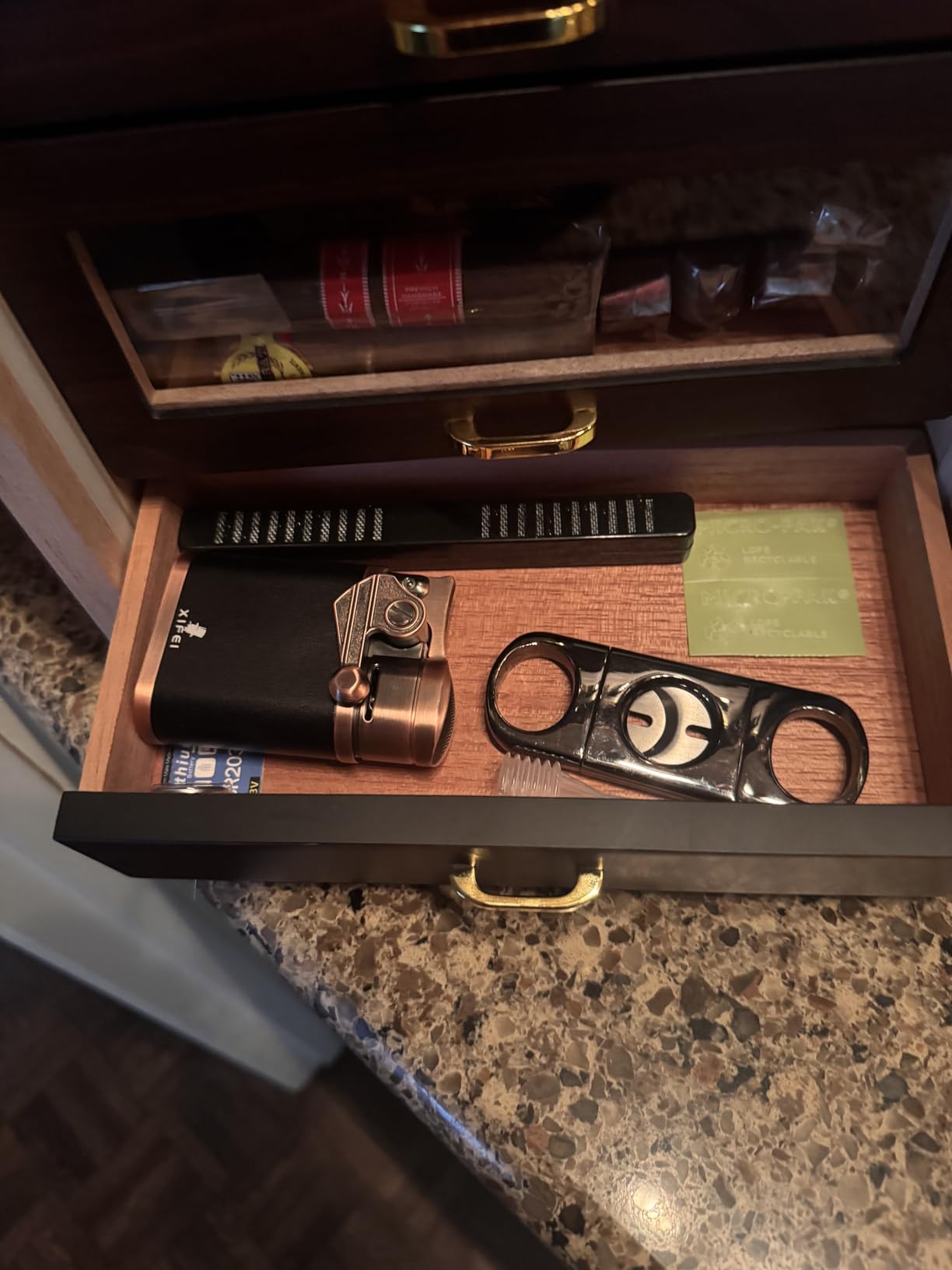 Cigar Humidor, Desktop Humidor Cabinet Triple-Sided Light with Digital Hygrometer, Humidifier and Humidity Packs. 4 Cedar Wood Drawers, Cigar Humidor Box can Hold 200 Cigars,Present for Men customer photo 2