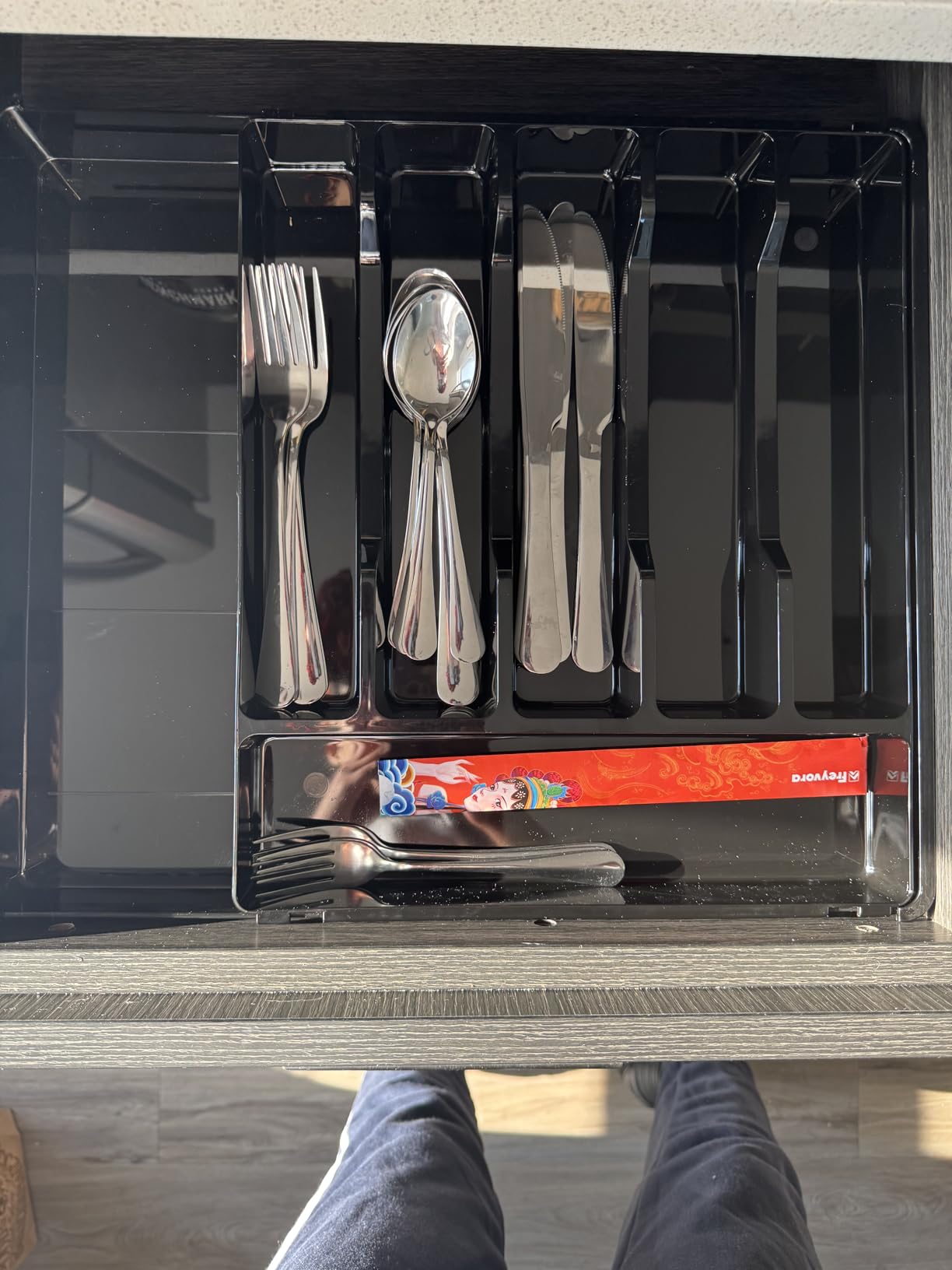 20 Piece Silverware Set, Stainless Steel Flatware Set for 4 Food Grade Novelty Flatware Cutlery Utensil Set Include Knife Fork Spoon Mirror Polished Dishwasher Safe customer photo 2