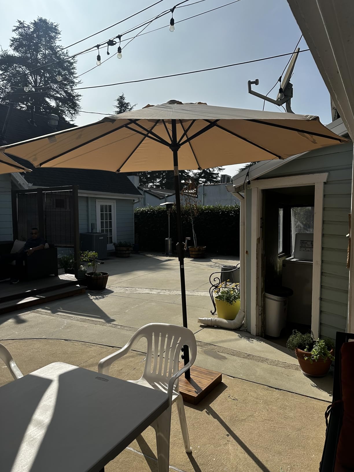 AreShark 9 FT Patio Umbrella for Outdoor, Outdoor Umbrella with Push Button Tilt and Crank, Outdoor Patio Umbrellas with 8 Sturdy Ribs customer photo 2