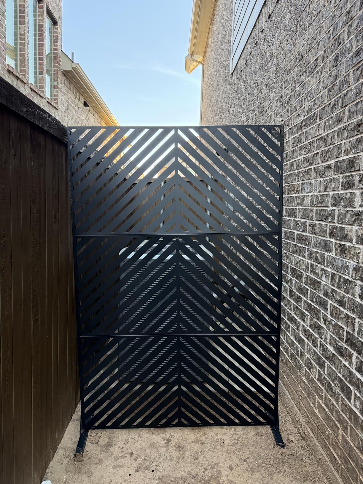Metal Privacy Screen 72