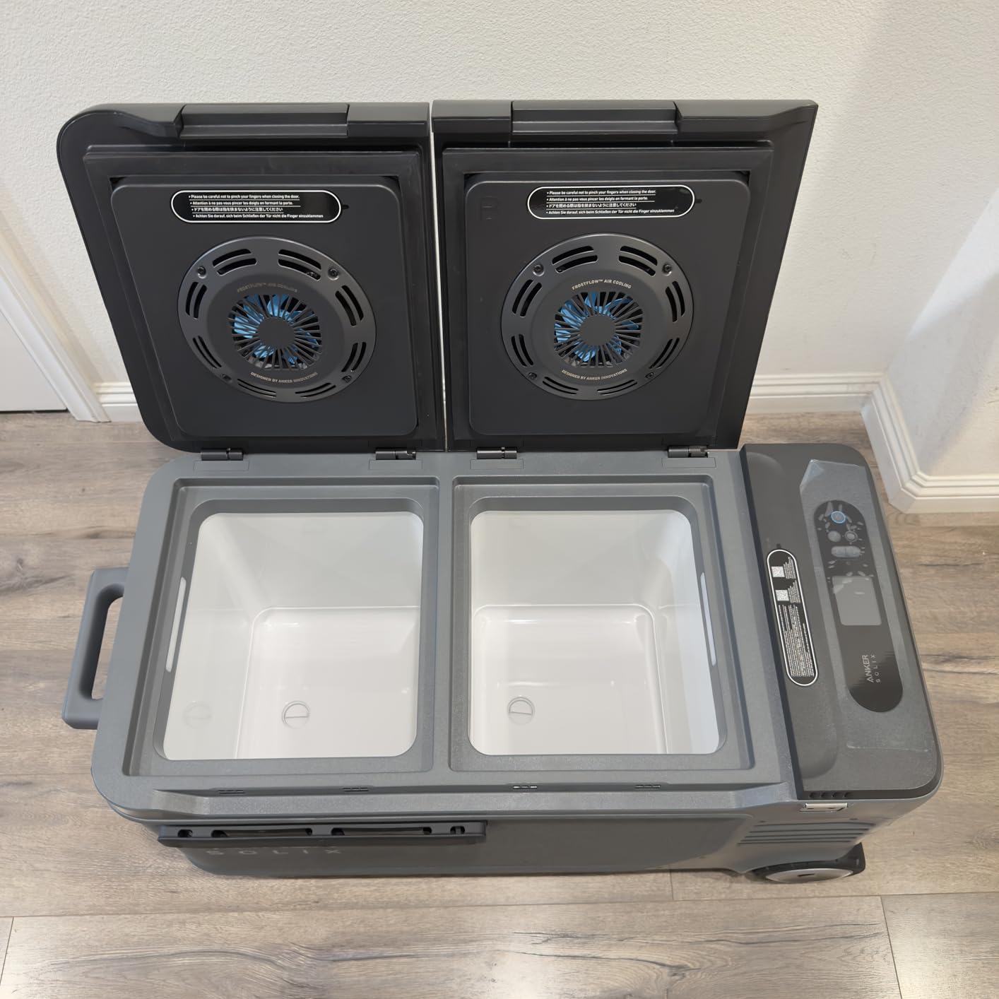 Anker SOLIX EverFrost 2 40L Cooler, 61 qt Car Refrigerator, Electric Cooler with 288Wh Battery, Powered by AC/DC or Solar,for Outdoor Camping, Travel, and Fishing, Fits in Trucks customer photo 1