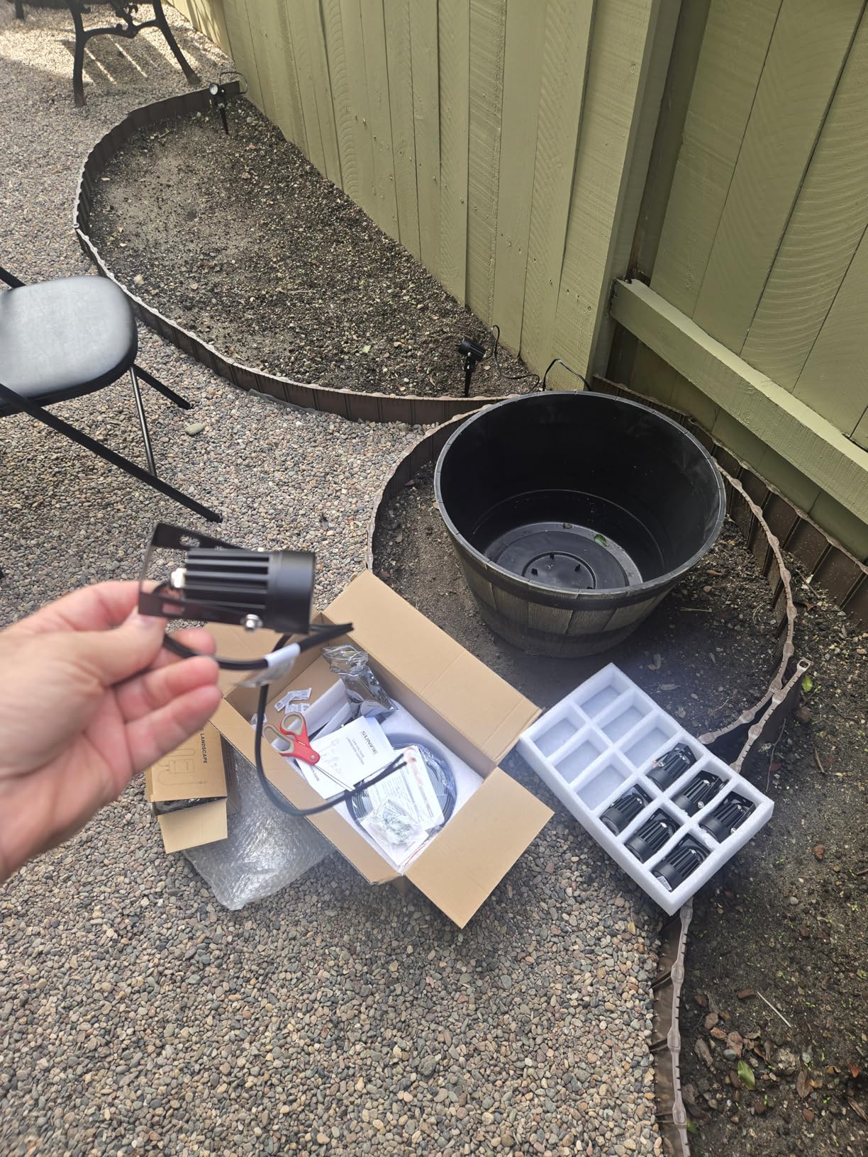 SUNVIE All-in-One LED Low Voltage Landscape Lighting Kit, 12-Pack with Transformer, 100FT Wire and Connectors, 3000K Waterproof customer photo 2