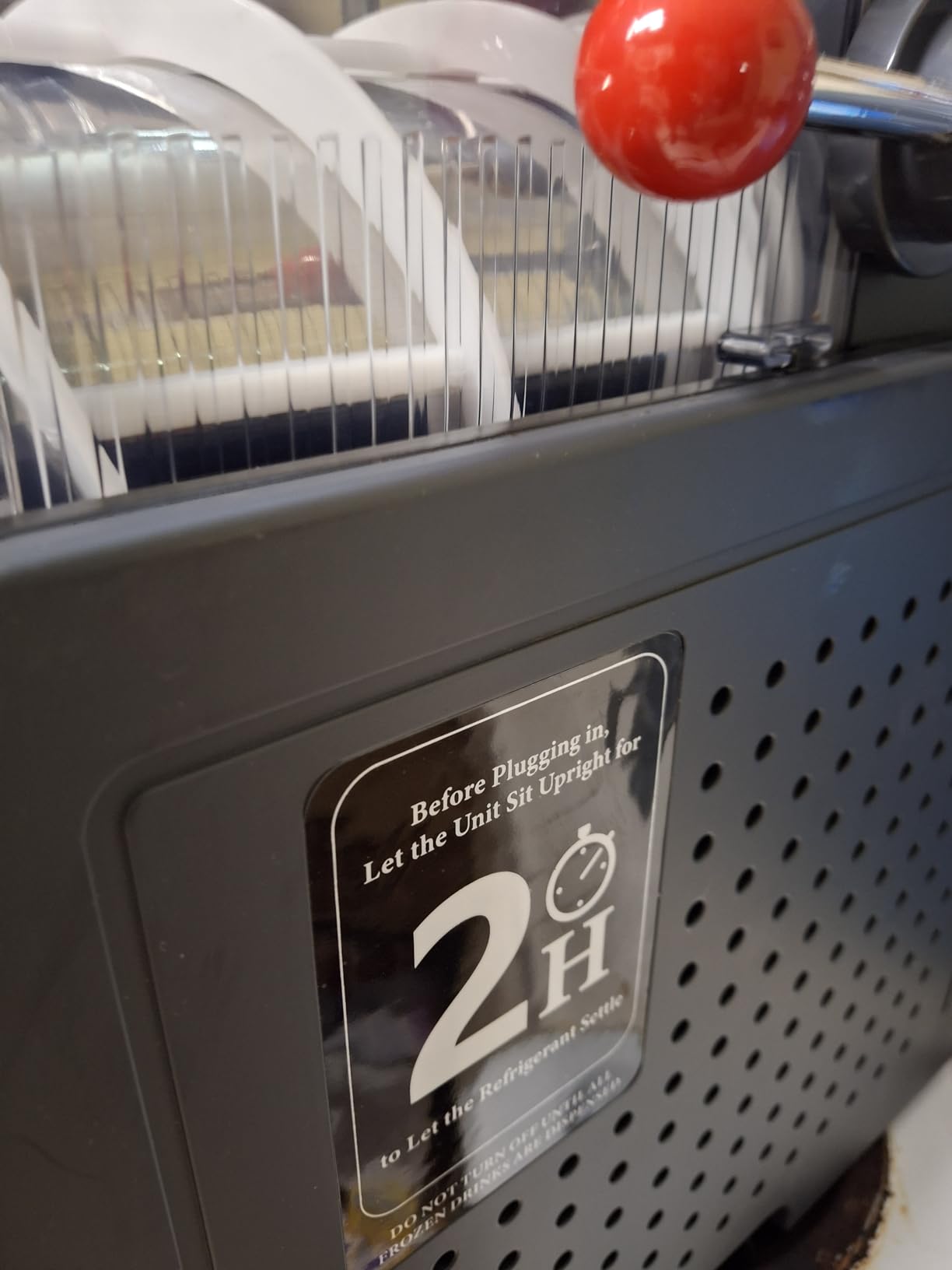 Slushie Machine: No Ice Needed Slushy Machine for Home, 6 Preset, Real-Time Temp Display, Auto-Clean | Frozen Margaritas, Cocktails, Frappés, Ice Cream, Smoothies, Milkshakes,Summer Parties customer photo 1