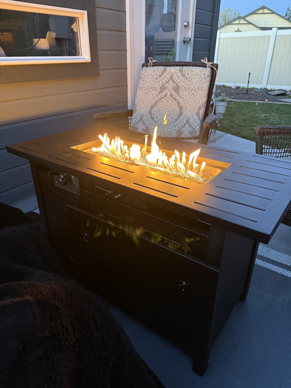 Aoxun 41 Inch Propane Fire Pit-50,000 BTU Gas Fire Pit Table with Removable Lid & Lava Rocks, Rectangle Firepit Table for Outside, Patio, Deck, Backyard, Black customer photo 2