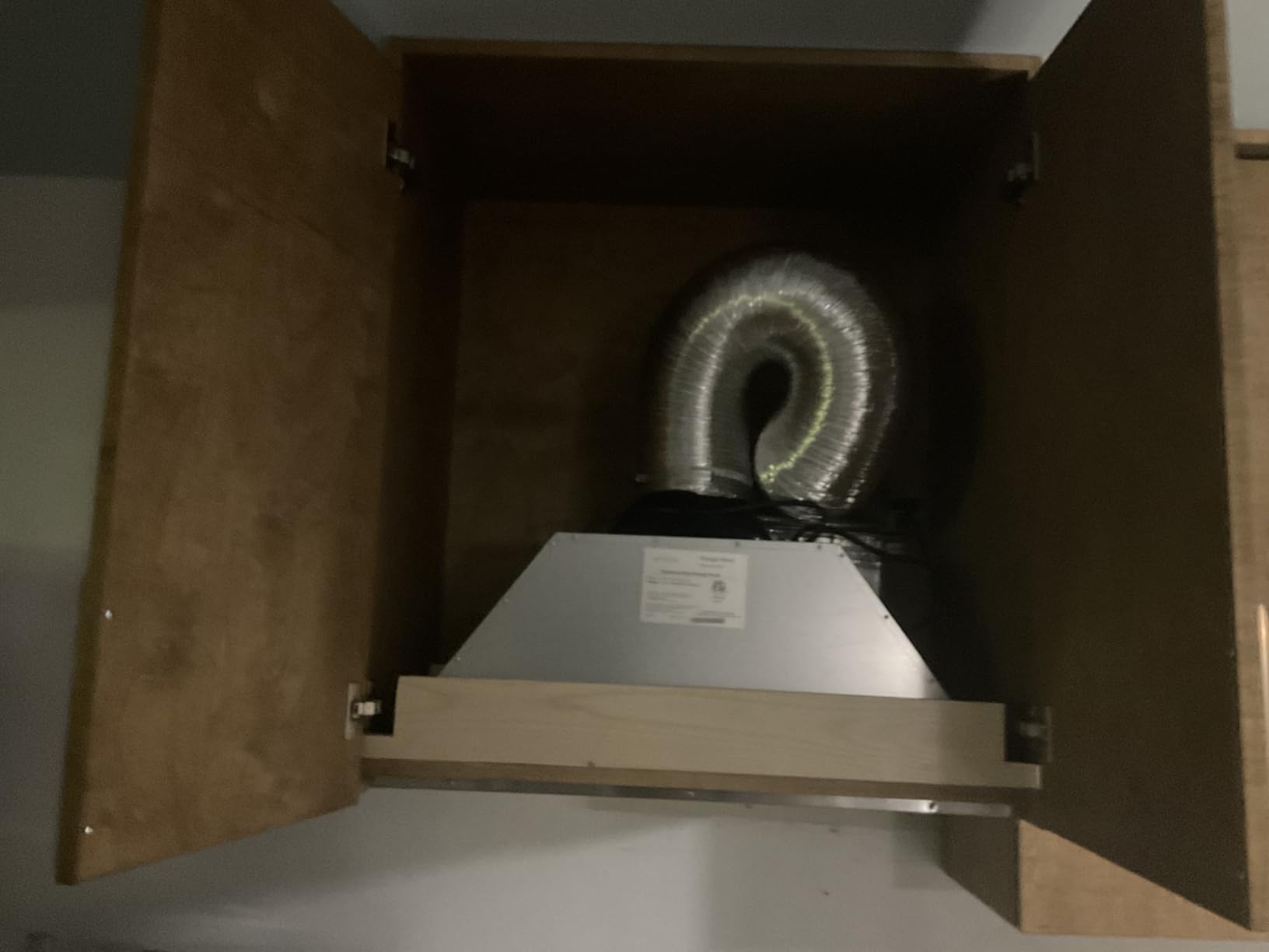 IKTCH 30 inch Insert Range Hood, 390 CFM Low Noise Kitchen Vent Hood, Ducted/Ductless Convertible Duct, Stainless Steel vent hood with 4 Speed Gesture Sensing&Touch Control Panel customer photo 1