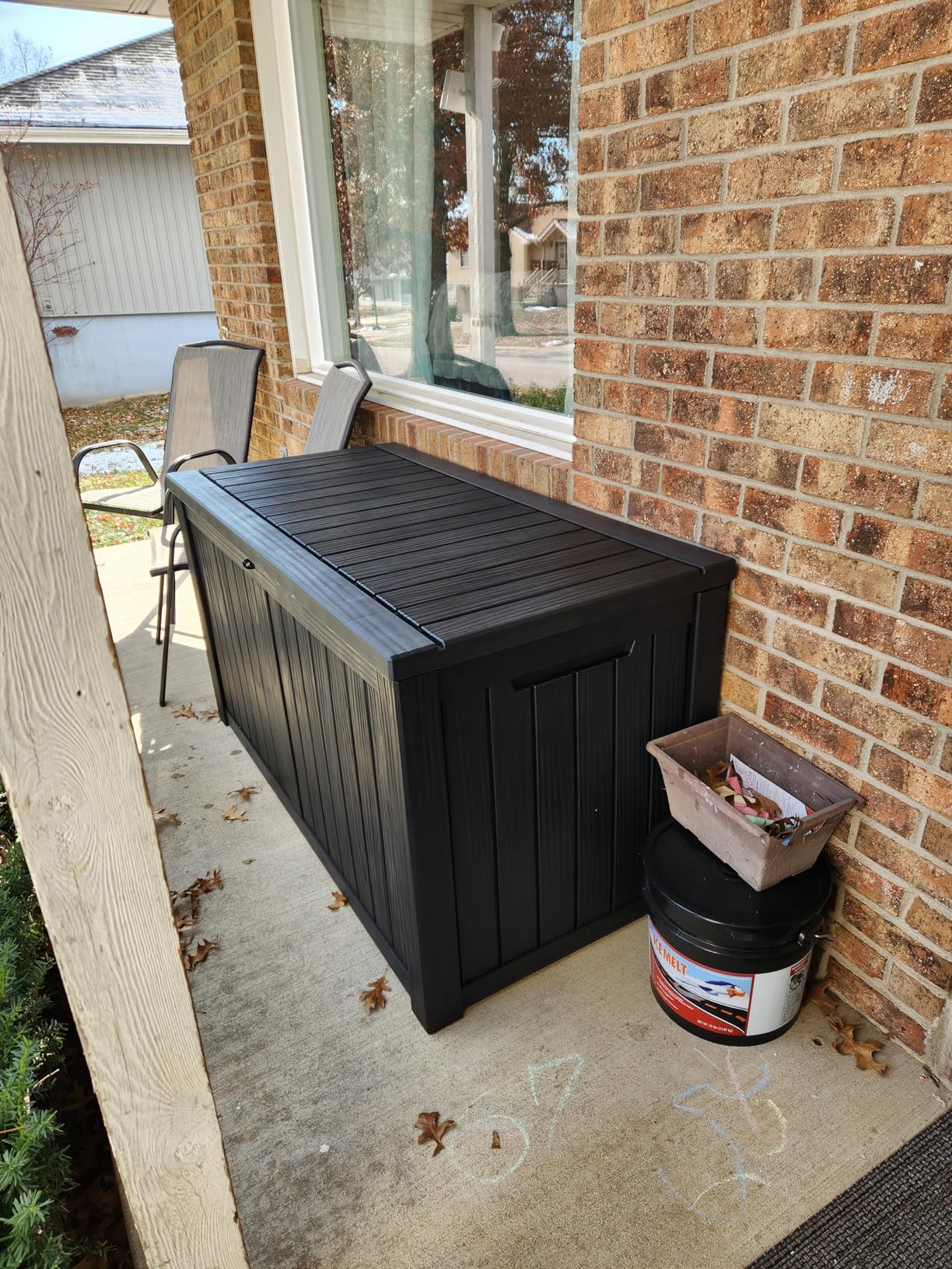 DRATO 180 Gallon Outdoor Storage Box, Large Waterproof Deck Box, Lockable Resin Storage Container with Reinforced Support for Patio Cushions, Garden Tools, UV-Resistant Outdoor Chest (Black, 180 Gallon) customer photo 1