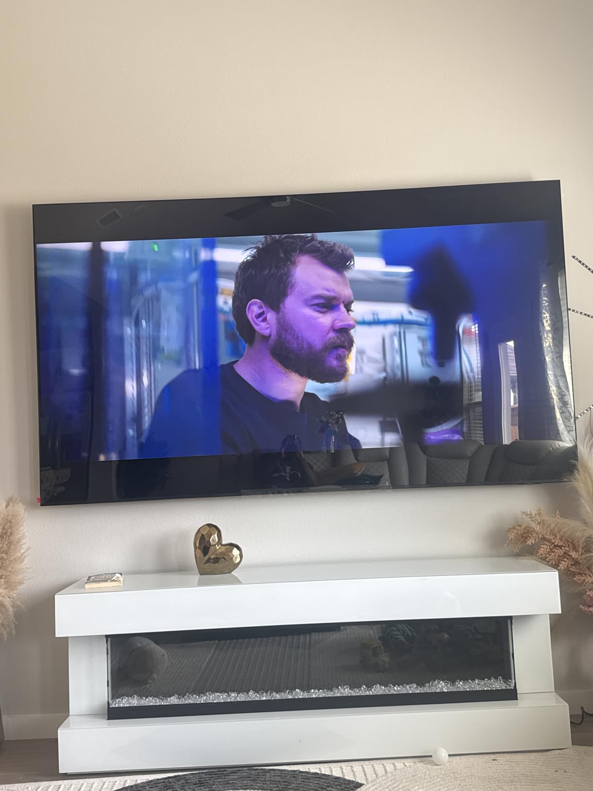 Samsung 55-Inch Class QLED Q7F Series Samsung Vision AI Smart TV (2025 Model, 55Q7F) Quantum HDR, Object Tracking Sound Lite, Q4 AI Gen1 Processor, 4K upscaling, Gaming Hub, Alexa Built-in customer photo 2