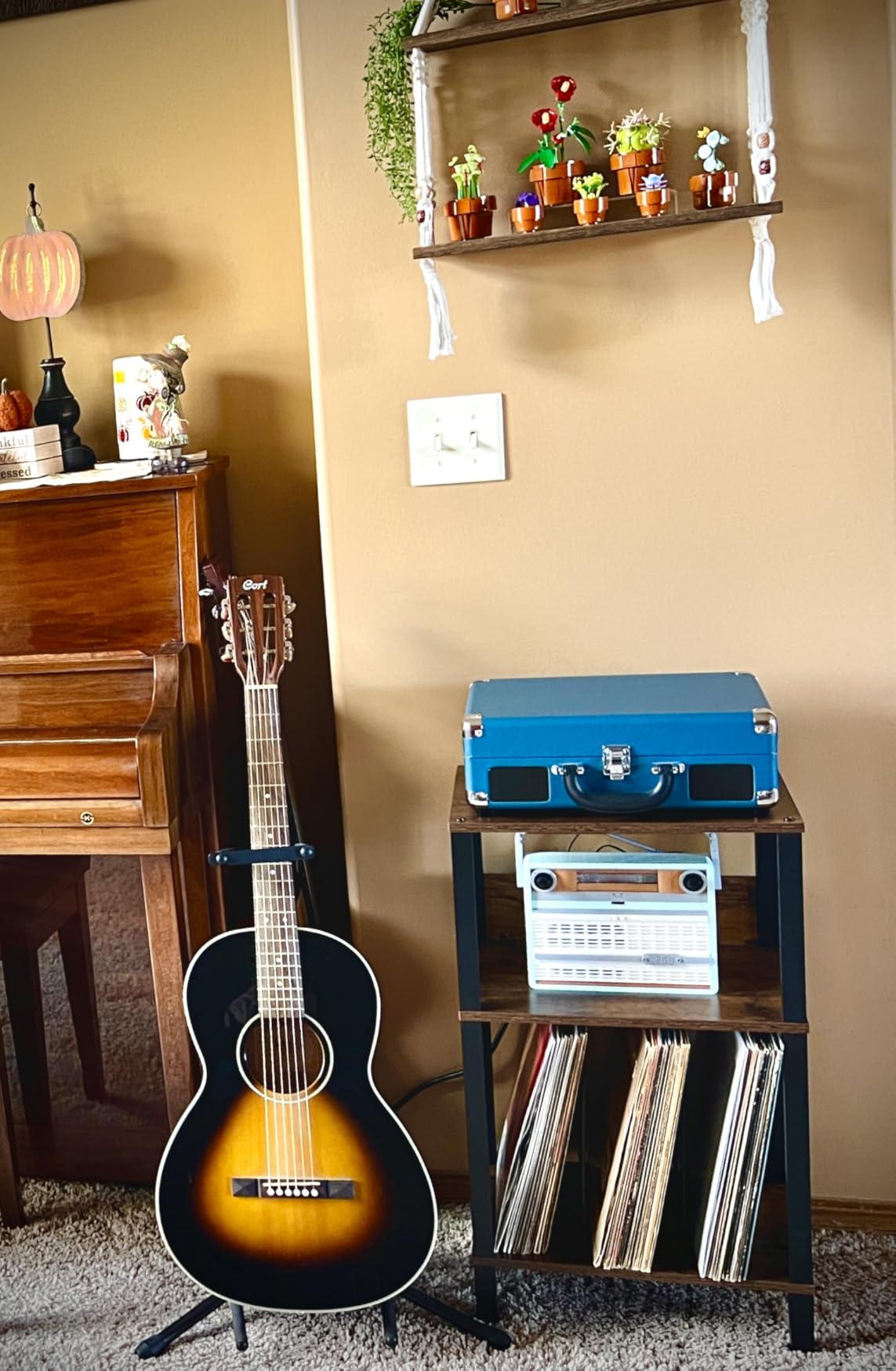 TUTOTAK Record Player Stand with Storage Up to 100 Albums,Record Storage Table,3 Tier End Table,Side Table for Living Room, Bedroom, Black TB01BK075 customer photo 2