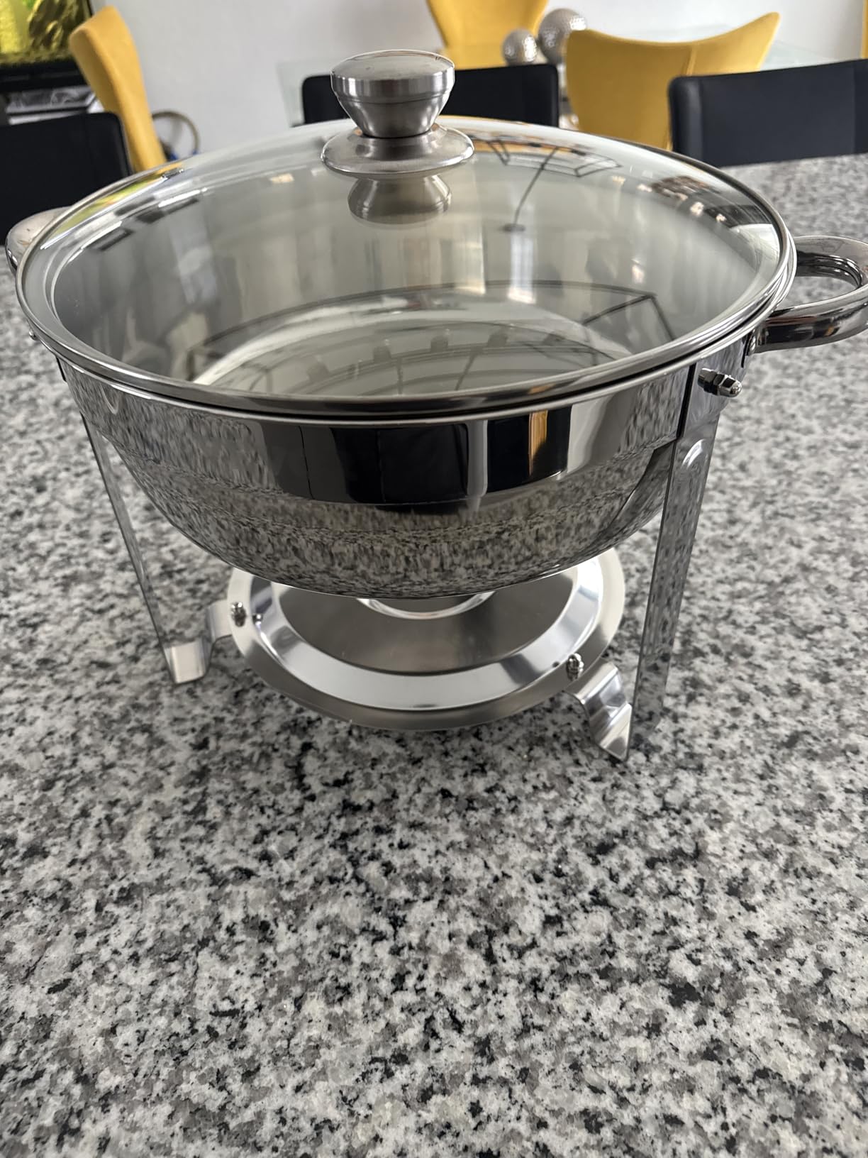 VEVOR Chafing Dish Buffet Set, 5 Qt 4 Pack, Stainless Steel Chafer with 4 Full Size Pan, Round Catering Warmer Server with Glass Lid Water Pan Folding Stand Fuel Holder, for Wedding Party Banquet customer photo 2