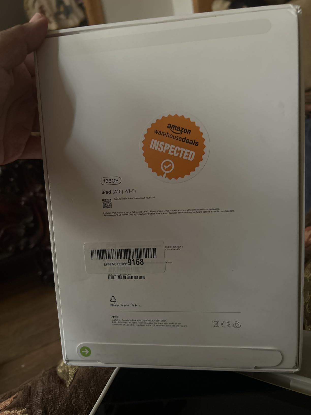 iPad 11-inch: A16 chip, 11-inch Model, Liquid Retina Display, 128GB, Wi-Fi 6, 12MP Front/12MP Back Camera, Touch ID, All-Day Battery Life - Blue customer photo 2