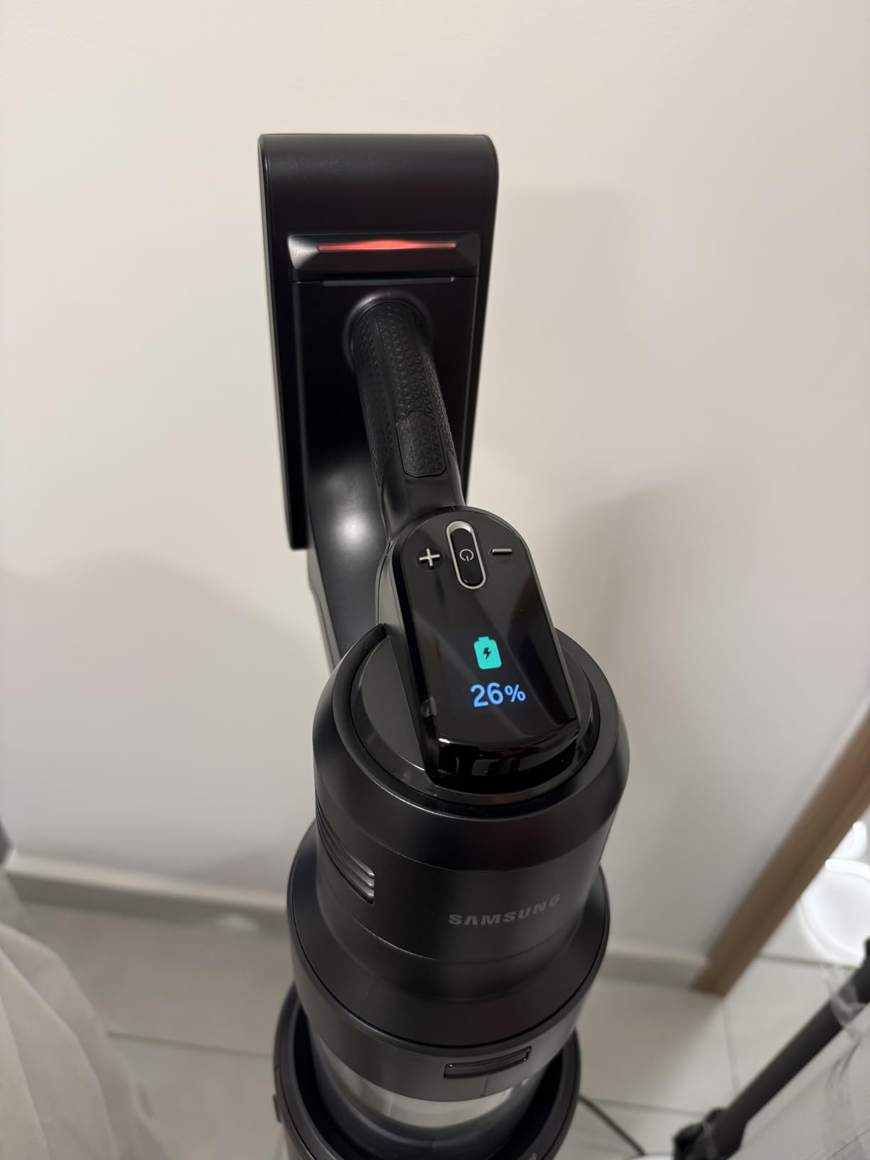 Samsung Bespoke AI Jet Ultra Cordless Stick Vacuum with All-in-One Clean Station, 400AW Powerful Suction, Long Battery Life, Anti-Tangle Pet Tool, 2025 customer photo 1