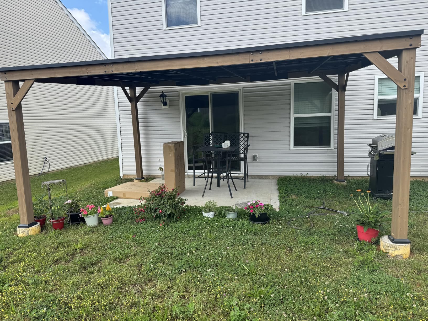 Modern Shade Supreme Cedar Wood Gazebo 12' x 16' with Hardtop Slope Roof, Wooden Grill Gazebo with Durable and Rot-Resistant, Supports Snow Loads and High Wind Speeds, Ideal for Backyard, Deck, Garden customer photo 2