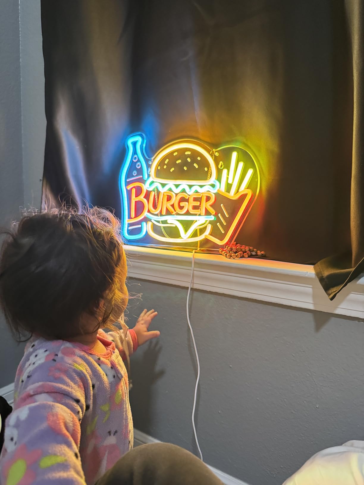 Cocktail Neon Sign - Martini Glass LED Bar Light, Retro Home Pub Wall Art, Dimmable Bar Decor, Gifts for Bartenders & Cocktail Lovers customer photo 1