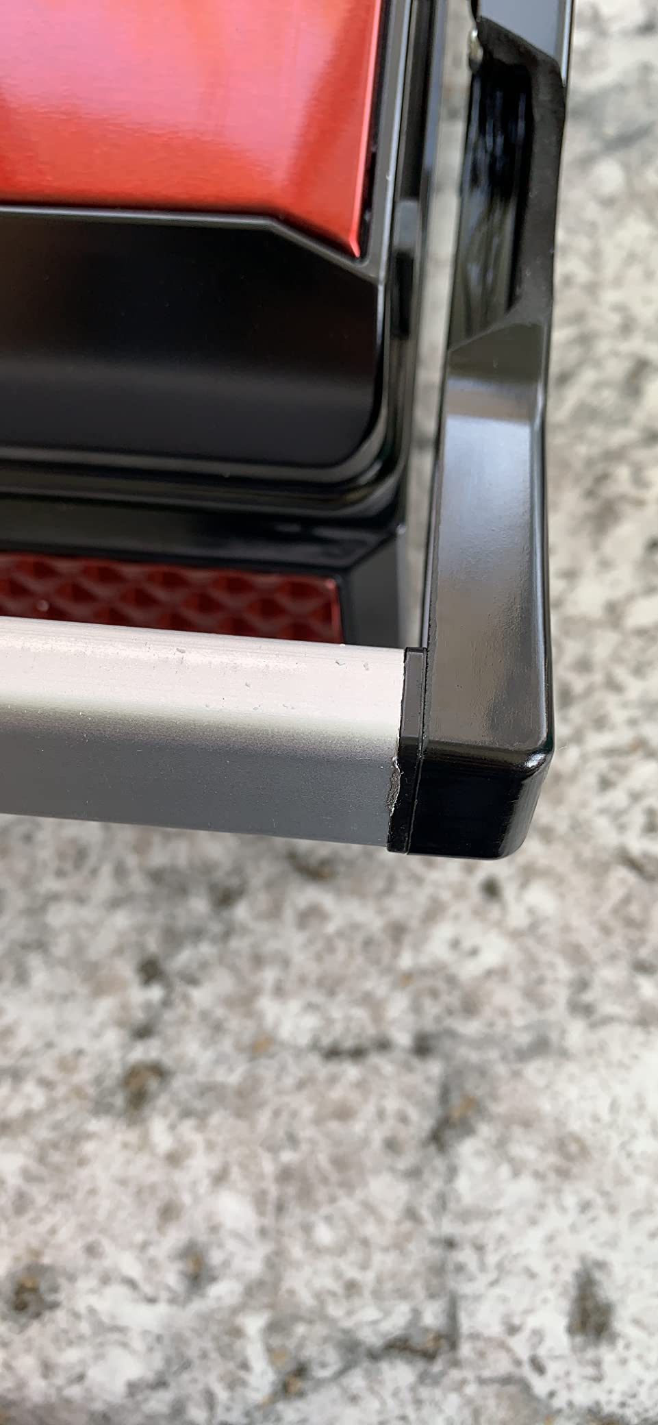 OVENTE Sandwich Maker and Hamburger Grill Machine with Non-Stick Griddle and Griller Plate, 1000W Electric Multipurpose Breakfast Station for Sandwiches, Burgers, Egg Muffin & Pancakes, Black HMG111B customer photo 2