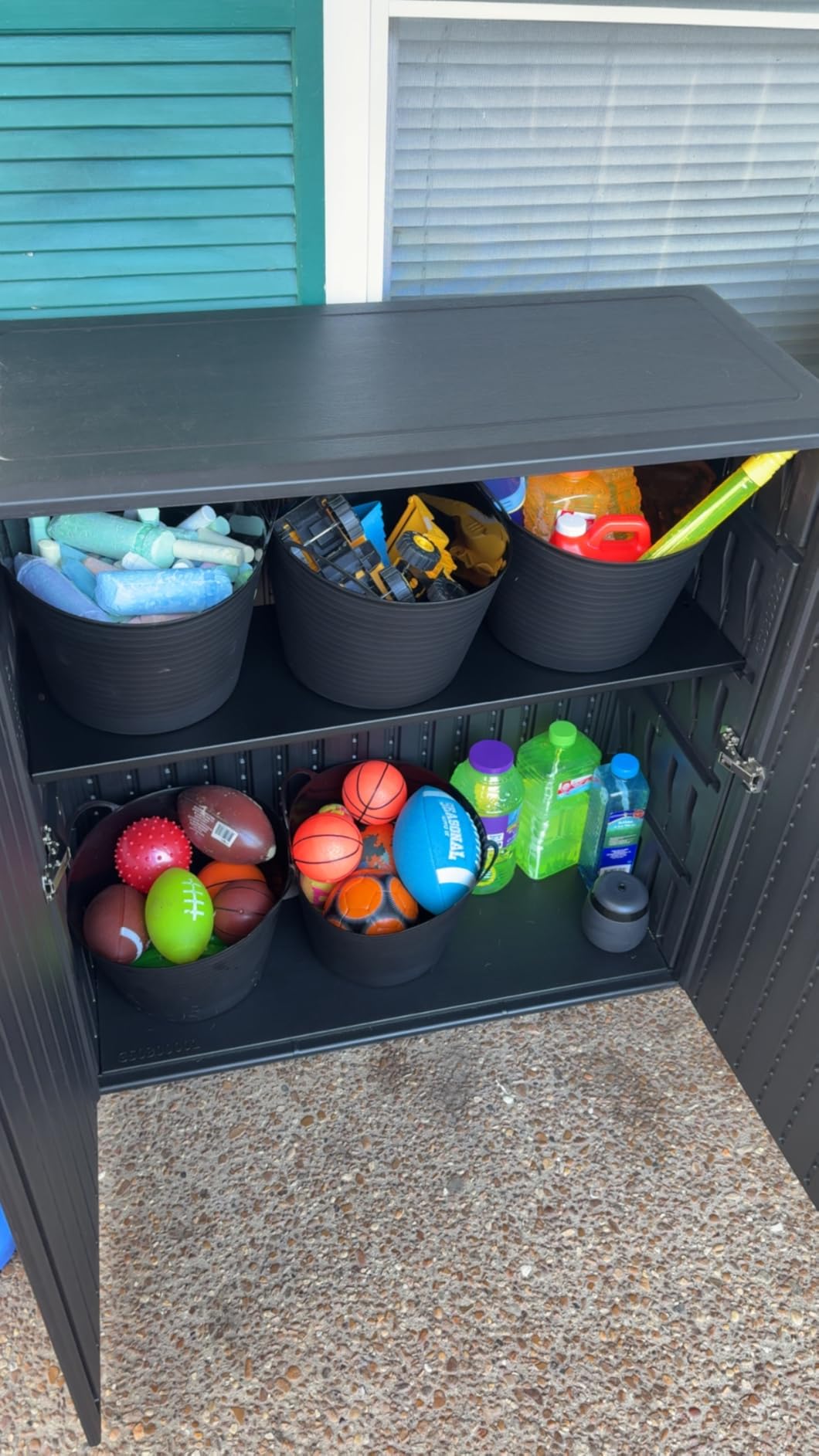 Outdoor Storage Cabinet Waterproof with Shelf,Resin Storage Sheds Outdoor Cabinets for tub Towels/Chemicals/Grill Items/Patio/Garden/Backyard, Size 34.3''L*15''W*36.2''H(Black) customer photo 2