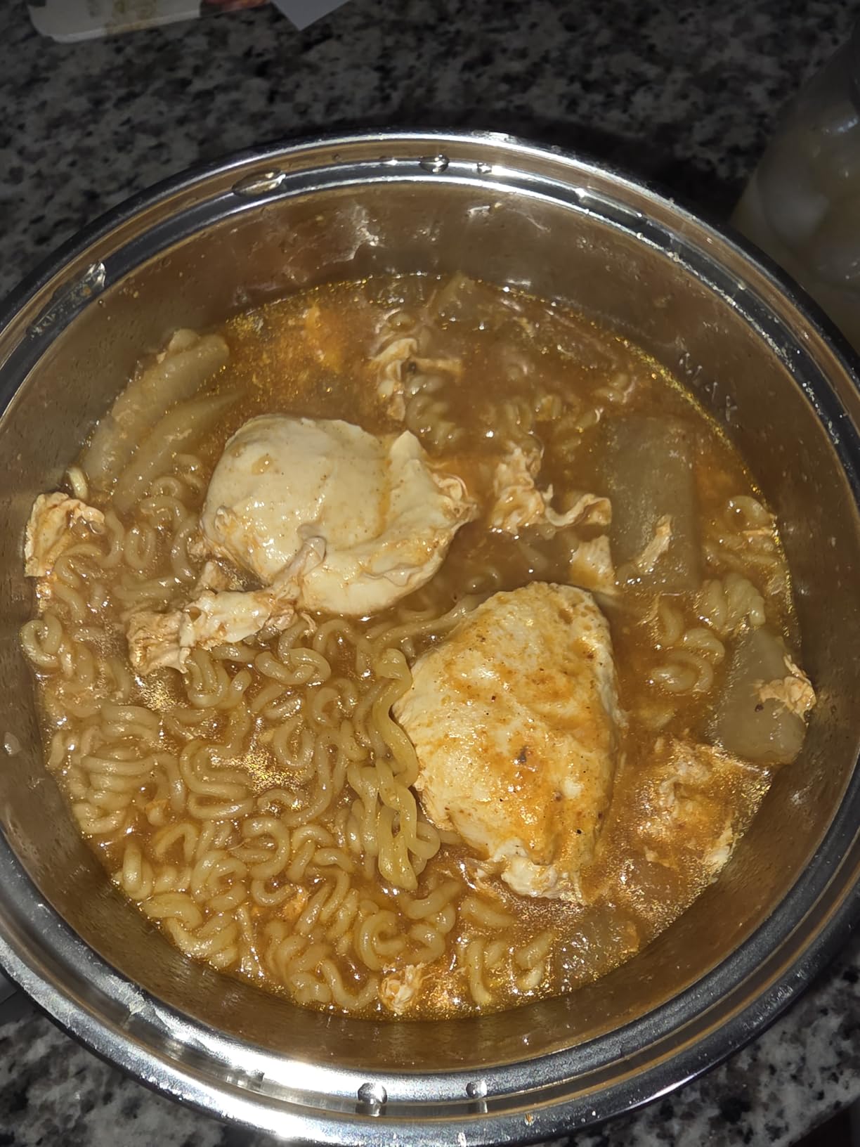 Elite Gourmet NOODLE EXPRESS™ Hot Pot, Prepare Ramen, Rice, Soups, Stews, Boil Water, Stainless-Steel Interior, Glass Lid, High/Low/Off Settings, Grey customer photo 2