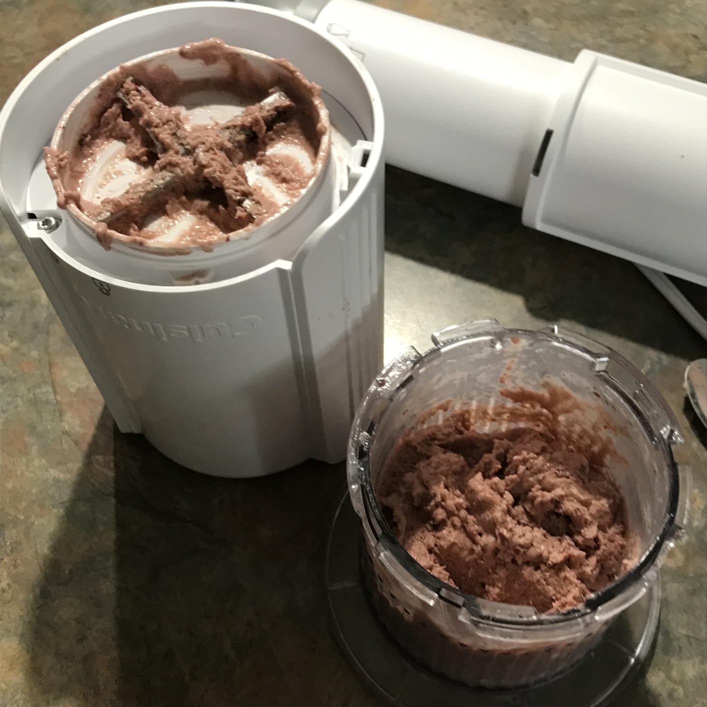 Cuisinart FastFreeze 5-in-1 Ice Cream, Sorbet, Milkshakes, Slushies and Mix-In Frozen Dessert Maker, Compact Machine, Easy to Use, Includes 3 Mixing Cups with Lids, ICE-FD10 customer photo 1