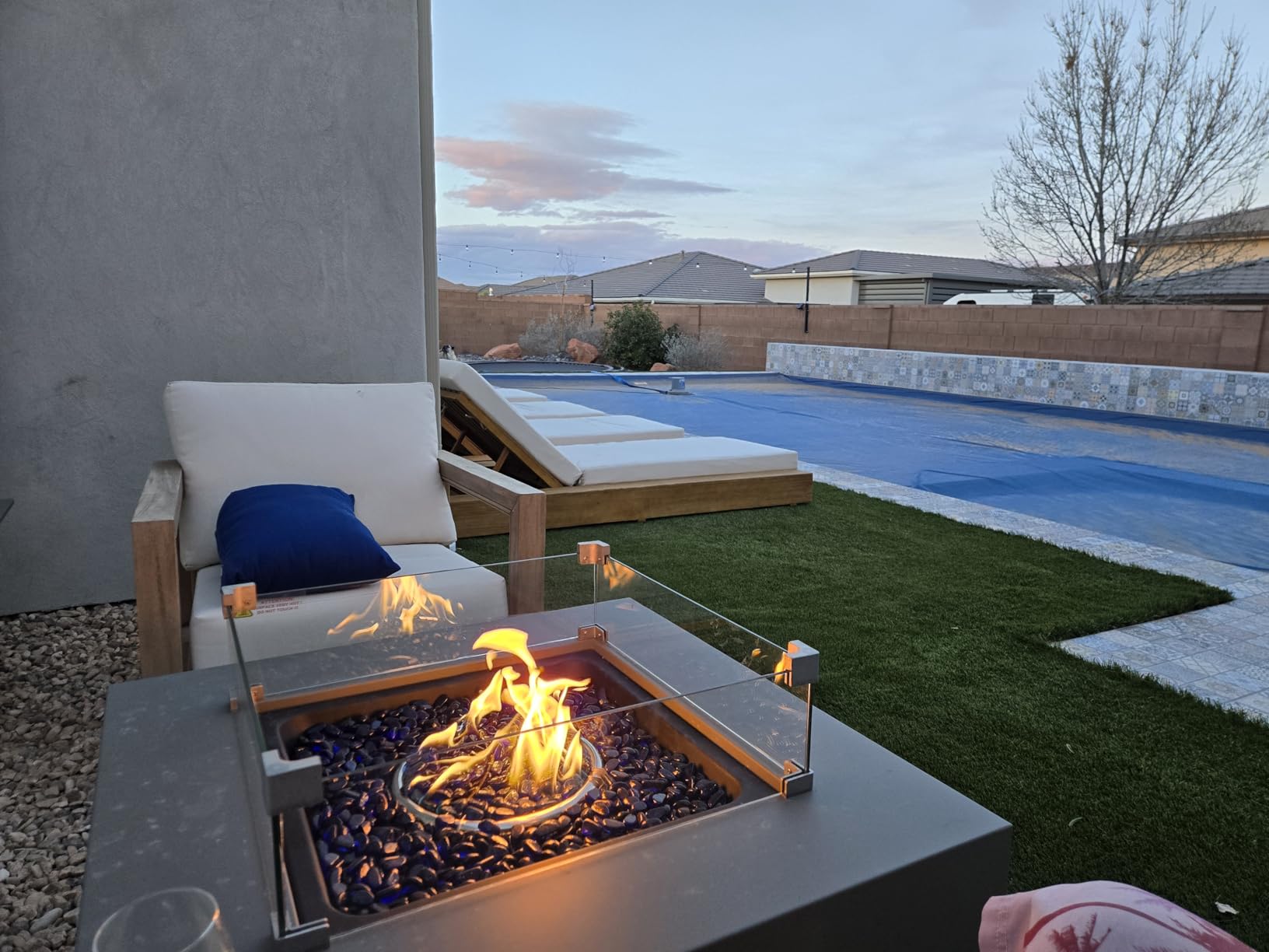 Propane Outdoor Fire Pit Table with Wind Glass Shield, Flint & Concrete Look 32-inch Round Patio Gas Fire Table 50,000 BTU w/Lid, Fire Glass, Cover, Pre-Attached 10ft Propane Hose customer photo 1