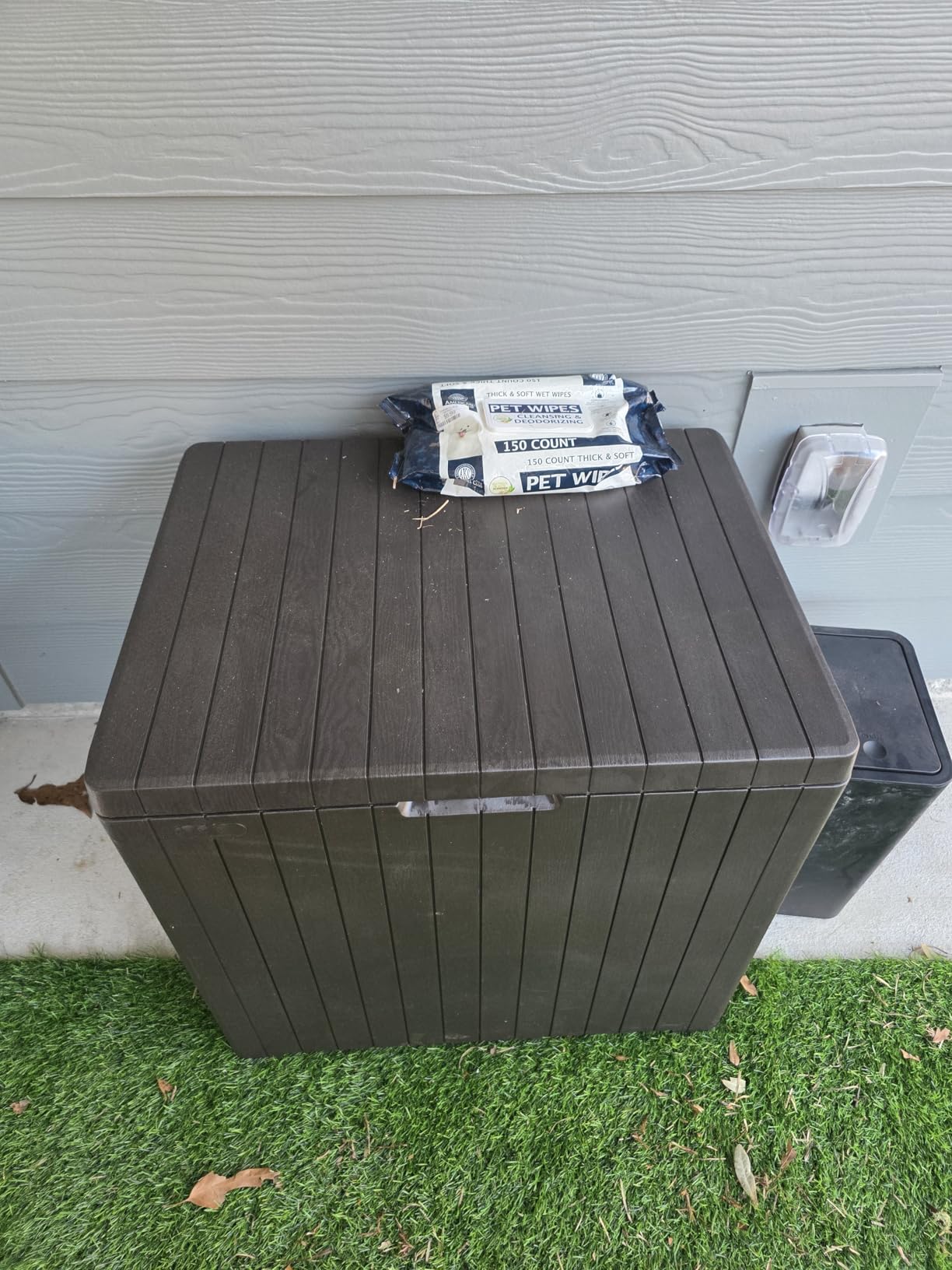 Keter City 30 Gallon Resin Outdoor Storage Box and Patio Furniture Side Table for Pool and Garden Accessories, Beige customer photo 1