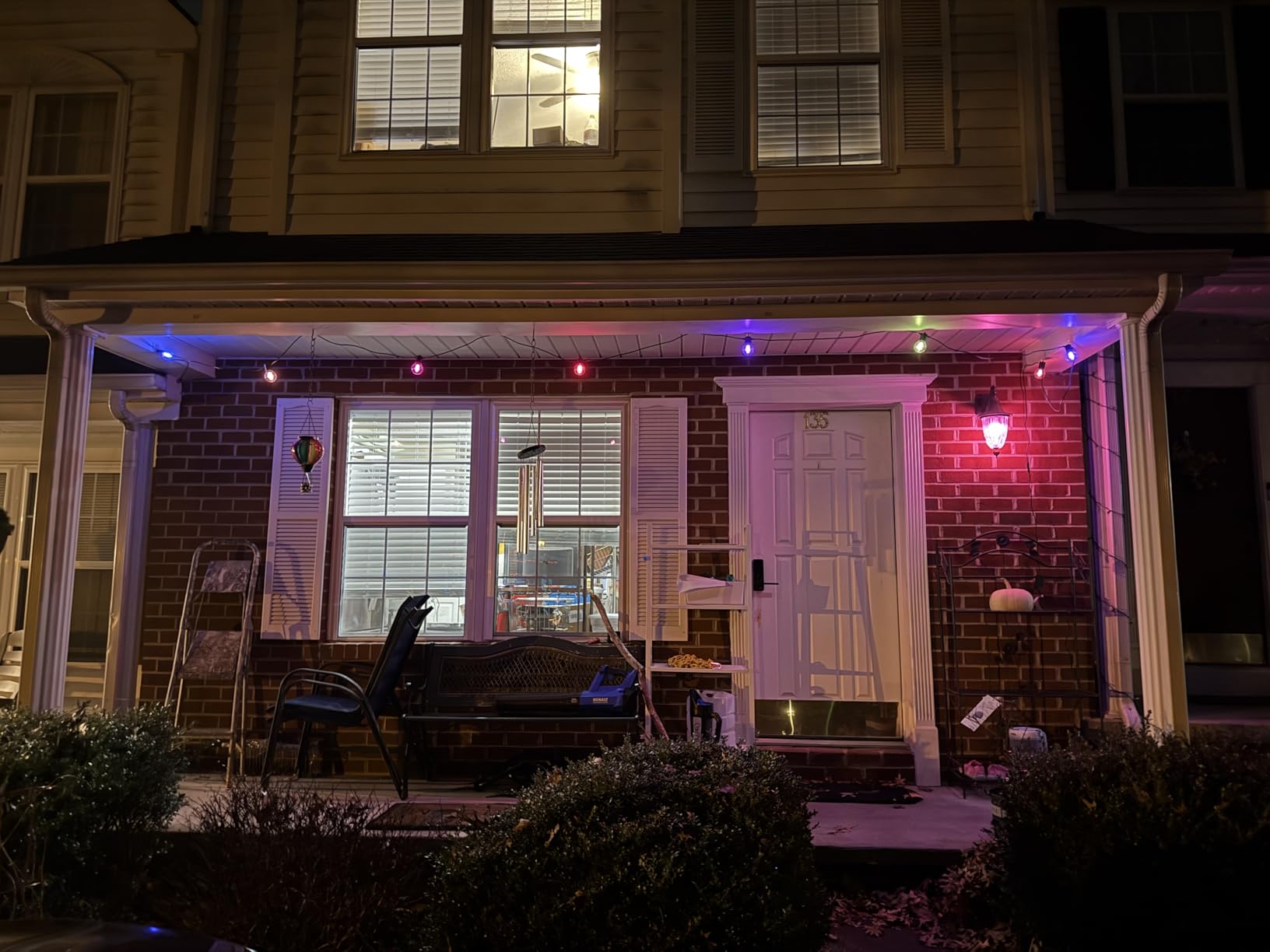 Philips Hue Festavia Globe Outdoor String Lights, White & Color Ambiance, 45ft,16 Bulbs, Dimmable, Control with Hue App or Voice, Bridge Required customer photo 2