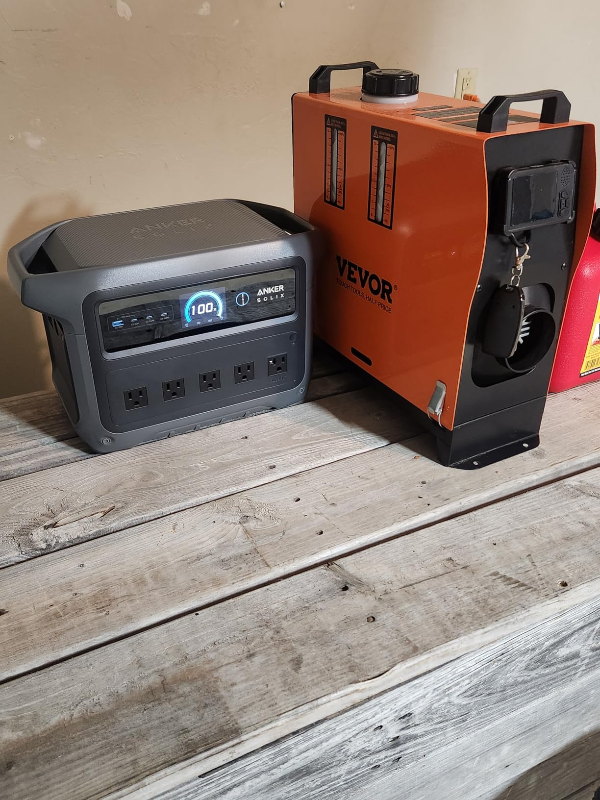 Anker SOLIX C1000 Gen 2 Portable Power Station, 2,000W (Peak 3,000W) Solar Generator, Full Charge in 49 Min, 1,024Wh LiFePO4 Battery customer photo 2