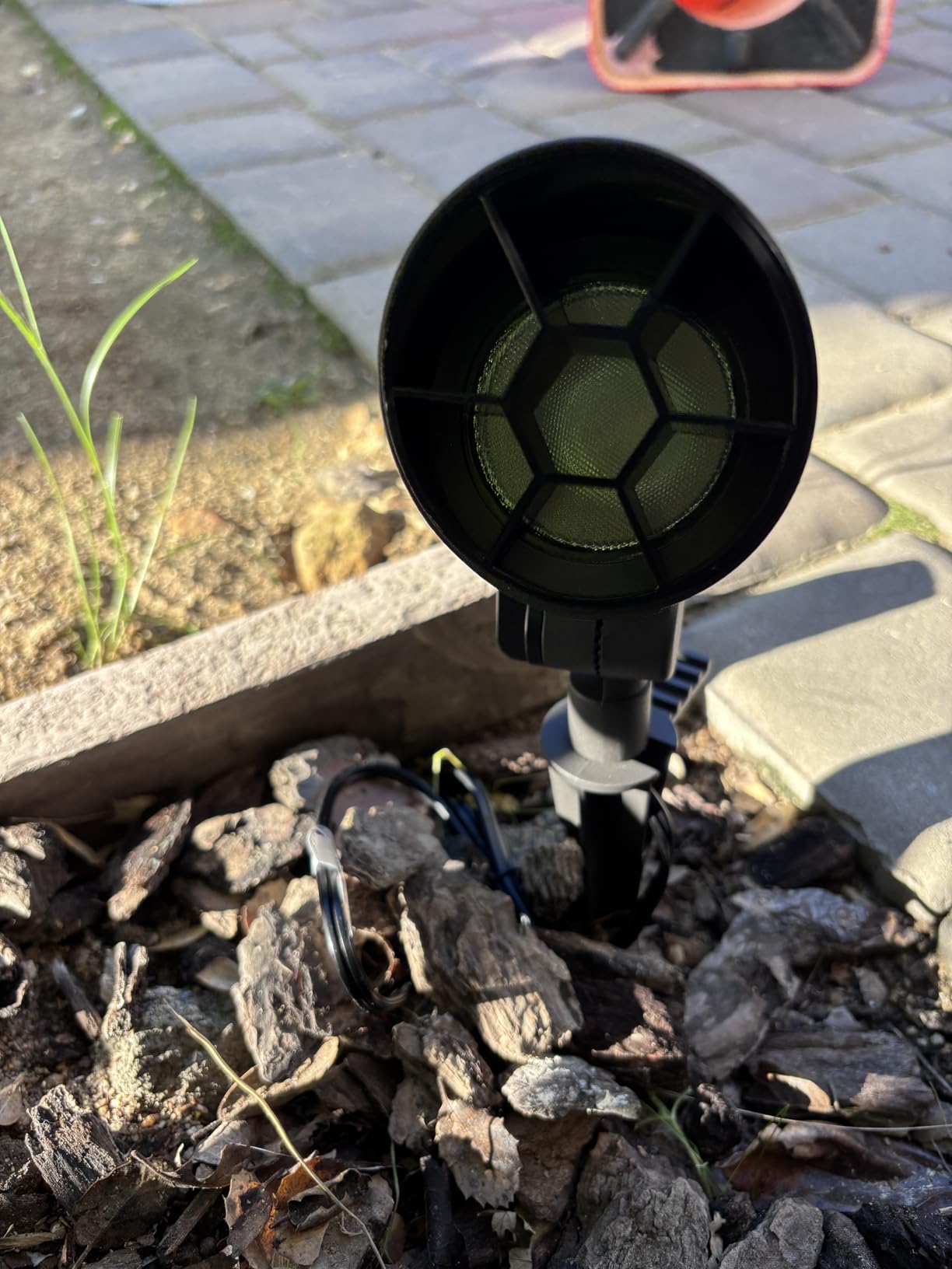SUNVIE 6W LED Low Voltage Landscape Lighting Kit 3000K, Dusk to Dawn, 8 PCS | Low Voltage Landscape Lights, IP65 Waterproof, Aluminum, All-in-One Landscape Lighting Kit, for Yard Garden Tree House customer photo 2