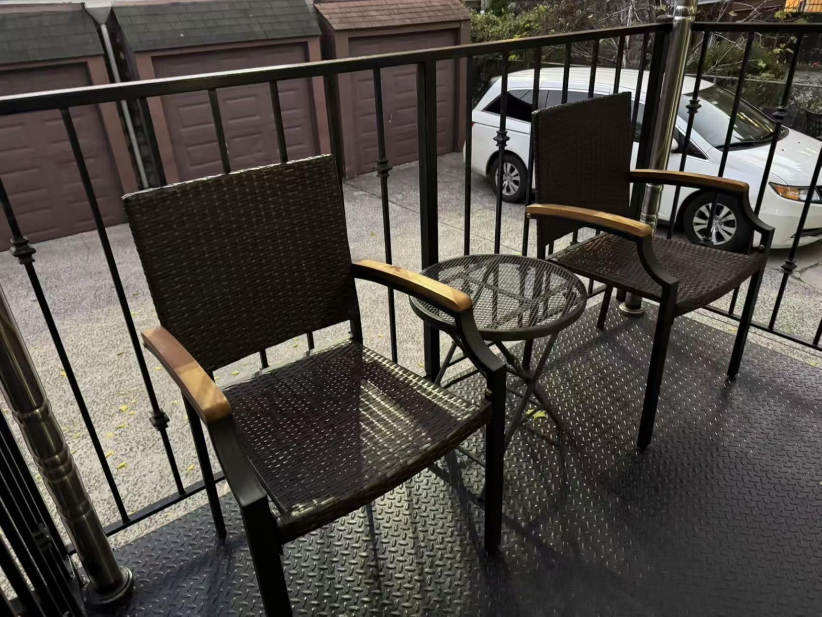 Tangkula Stackable Patio Wicker Dining Chairs Set of 4, Outdoor Rattan Chairs with Acacia Wood Armrests & Metal Frame, 400 lbs Max Load, Space-Saving Outside Chairs for Backyard, Porch, Deck & Garden customer photo 2