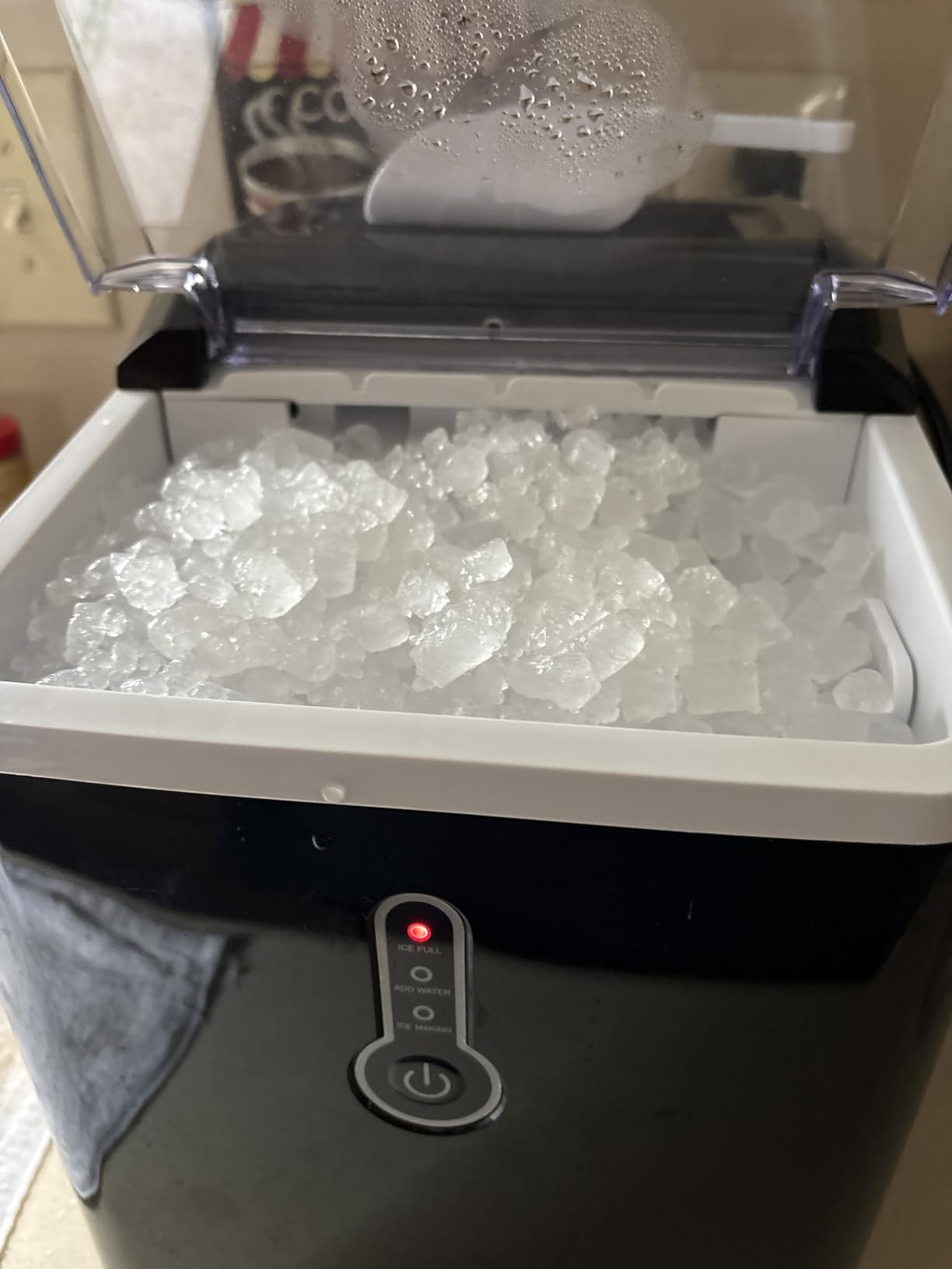 Iceman by Chefman Nugget Ice Maker Countertop, Pebble Ice Maker Machine, 26 lb in 24 Hours, Ready in 6 Minutes, Removable Ice Basket, Fun and Chewable Cubes, 1.5L Water Tank, Self-Cleaning Function customer photo 2
