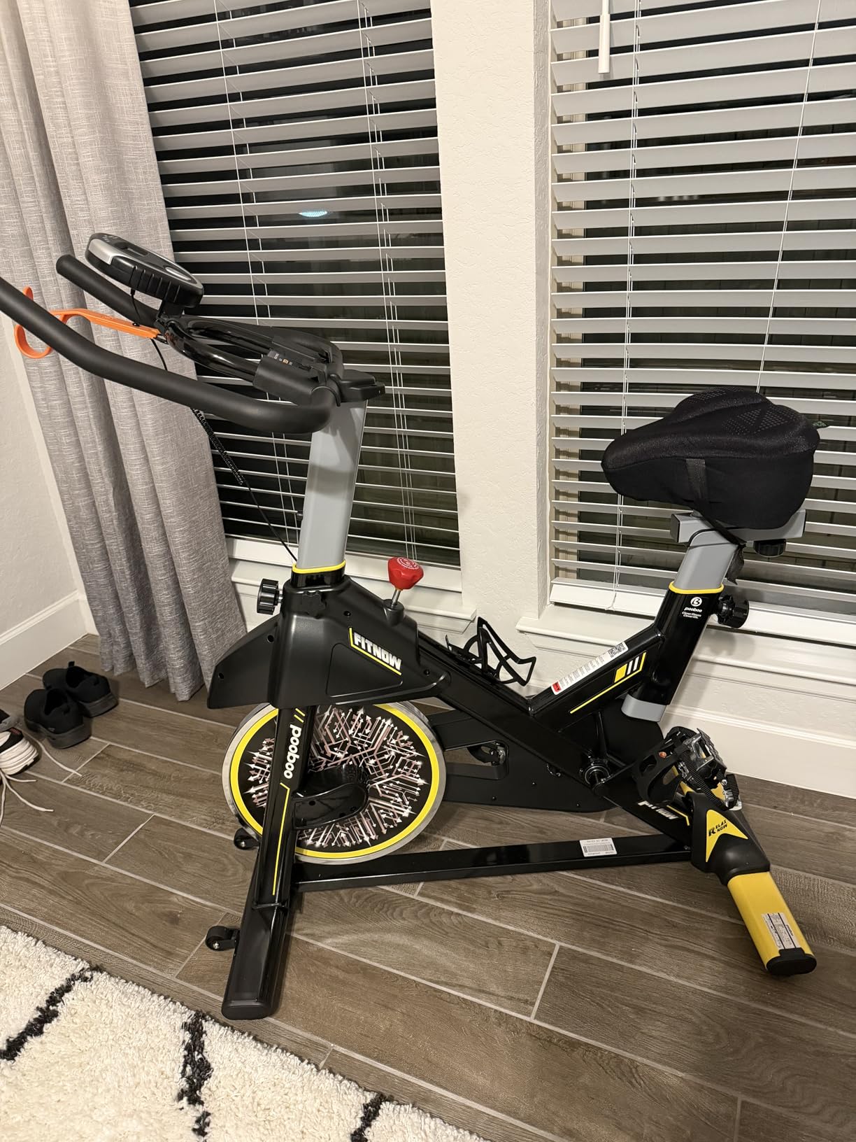 pooboo Exercise Bike, Adjustable Magnetic/Brake Pad Resistance Silent Belt Drive, Indoor Cycling Bike for Home Cardio, Fitness Stationary Bike with 350lbs/300lbs Weight Capacity &Upgraded Version Seat Solid Build 1 customer photo 2