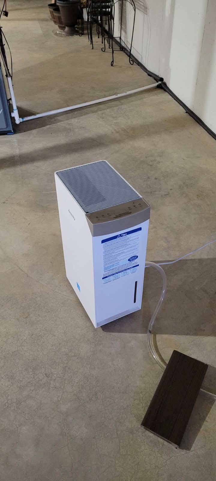 105 Pint/D Energy Star Version 6.0 Dehumidifier, 5500 Sq.Ft AEOCKY Smart Compressor Dehumidifier with Drain Hose, Intelligent Humidistat,for Basement,Bedroom,Home,Bathroom customer photo 1