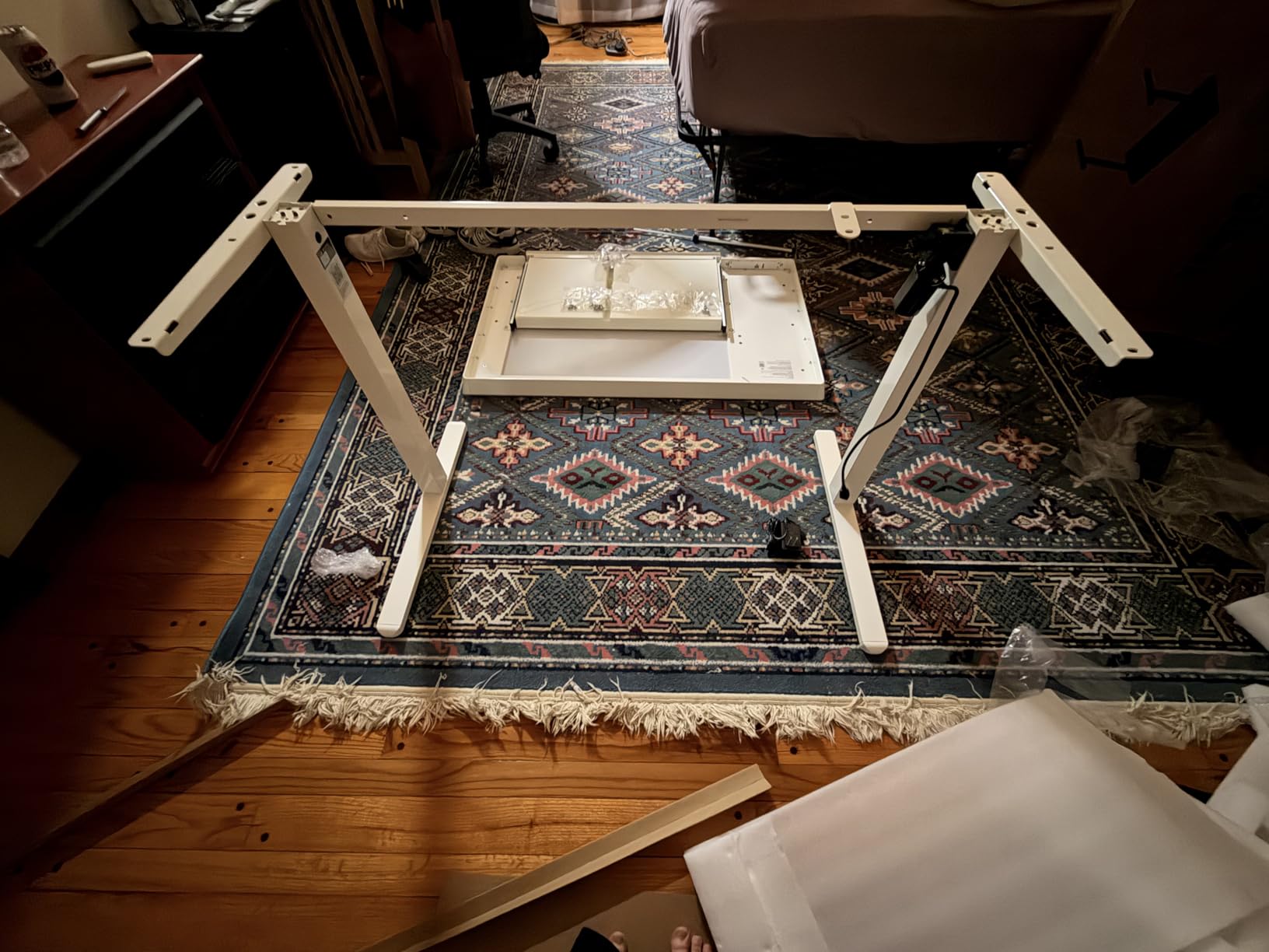 HUANUO Glass Standing Desk with Drawers, 35 x 20 Inch Electric Adjustable Height Desk, Quick Install One-Piece Tabletop with USB Charging Ports, White customer photo 1