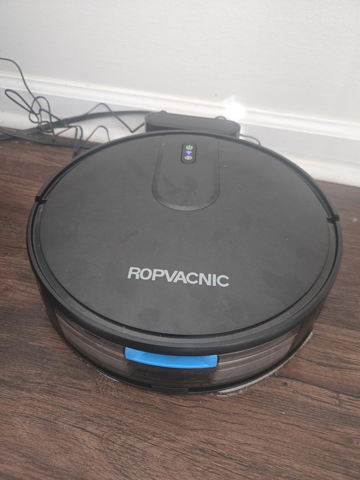 ROPVACNIC Robot Vacuum Cleaner Robot Vacuum and Mop Combo with 5200Pa Suction, Personalized Cleaning Adjustments, Self-Charging Robotic Vacuum Cleaner, Advanced Obstacle Avoidance customer photo 2