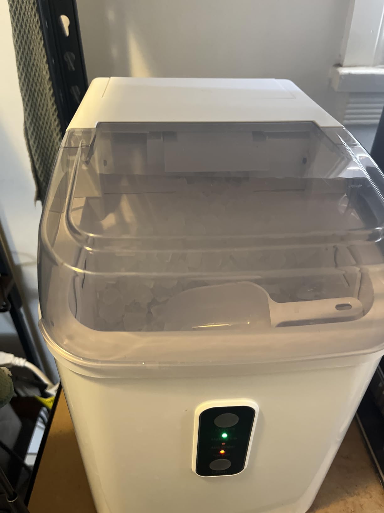 Dumos Nugget Ice Makers, Portable Ice Machine Countertop Ready in 6 Mins, 1.55L Water Tank, Self-Cleaning, for Office, Party, RV, Home (Black) customer photo 1