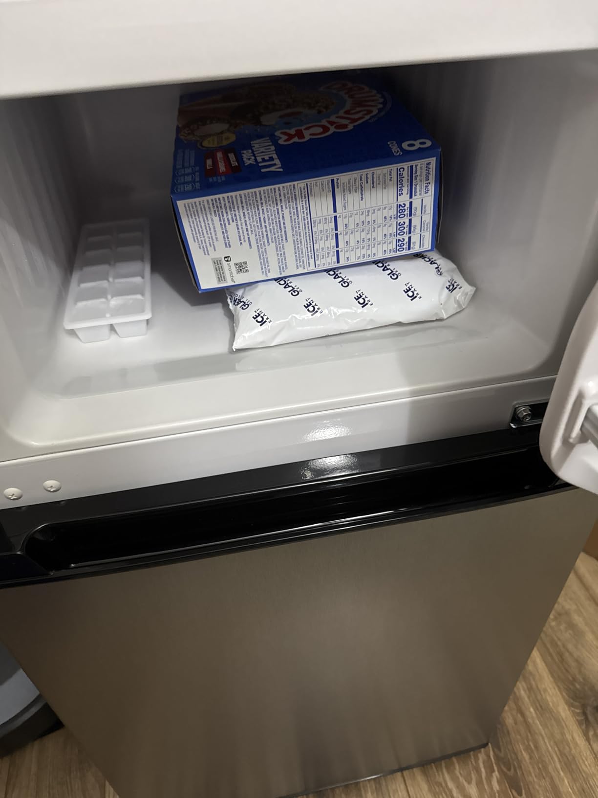 3.2 Cu Ft Mini Fridge with Freezer - Energy Efficient, Large Capacity Single Door Upright Freezer for Bedroom, Office & Dorm | Small Fridge, Reversible Door, ETL Certified(Black) customer photo 1