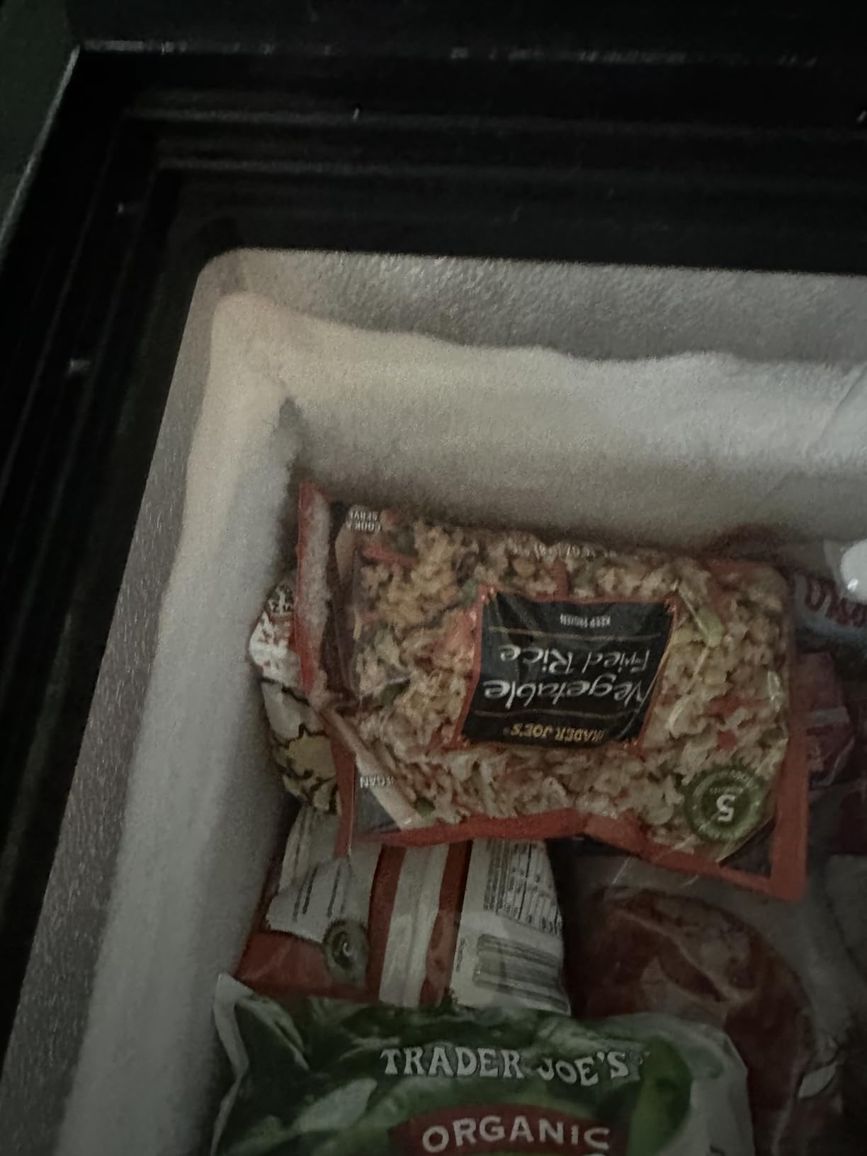 7.0 Cu.ft Chest Freezer, Top Open Door Deep Freezer with 8 Adjustable Thermostat (-11.2°F to 10.4°F), Compact Freezer with Removable Basket for Home/Garage/Office, White customer photo 1