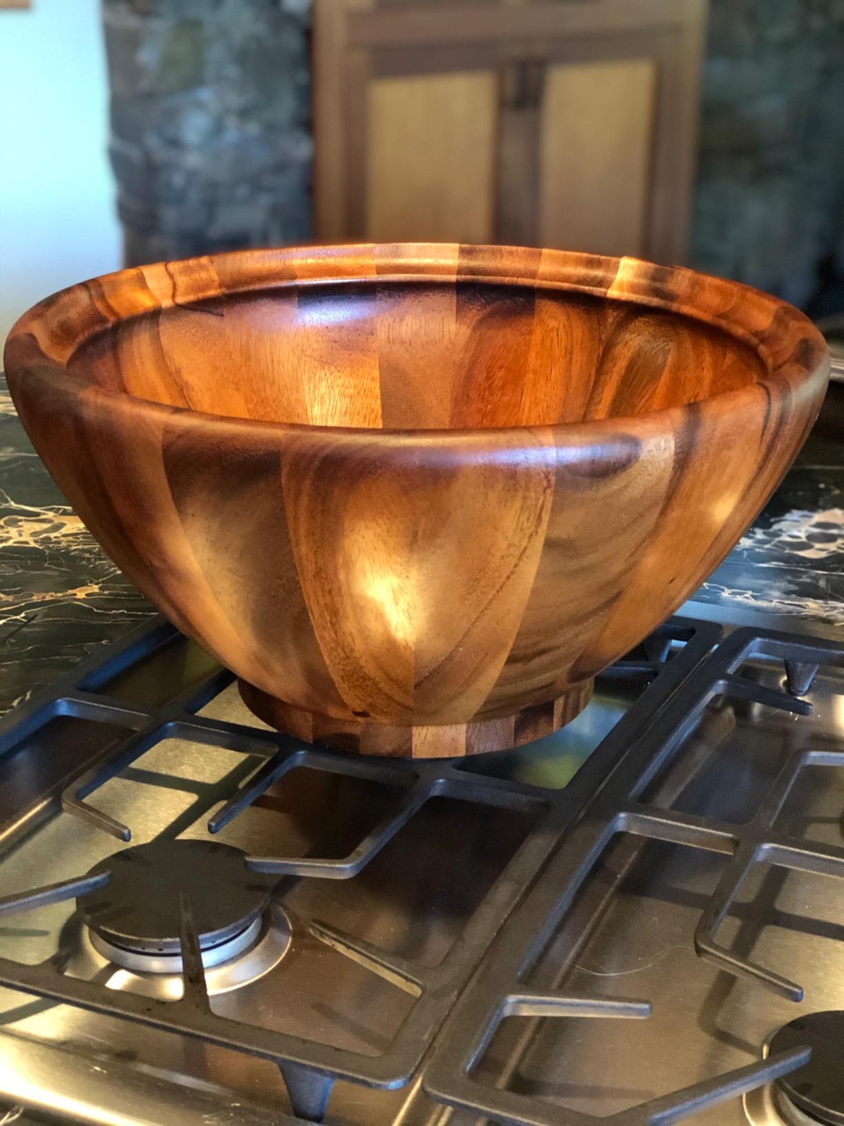 Ironwood Gourmet Salinas Extra Large Fruit and Salad Bowl, Acacia Wood customer photo 1