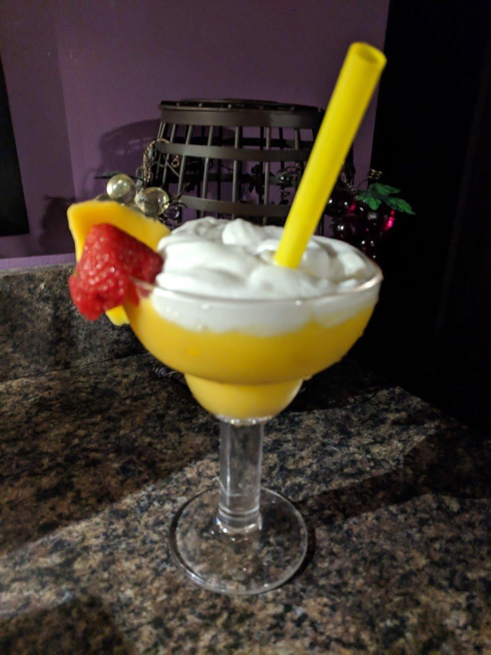 ICO 0.5 L (1 Pint) Professional Stainless Steel Whipped Cream Dispenser for Homemade Whipping Cream, Whipped Cream Dispenser for Desserts, Dips, Sauces, and Infused Oils & Liquors customer photo 1