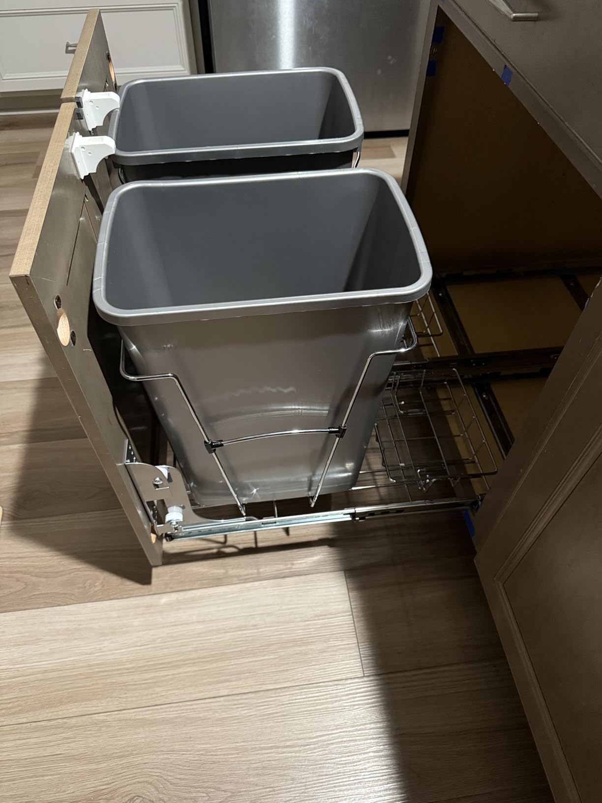 Rev-A-Shelf Pullout Trash Can for Kitchen Cabinets 35 Qt Garbage Waste Recycling Bin with Full Extension Slides, Black, RV-12KD-18C S customer photo 2