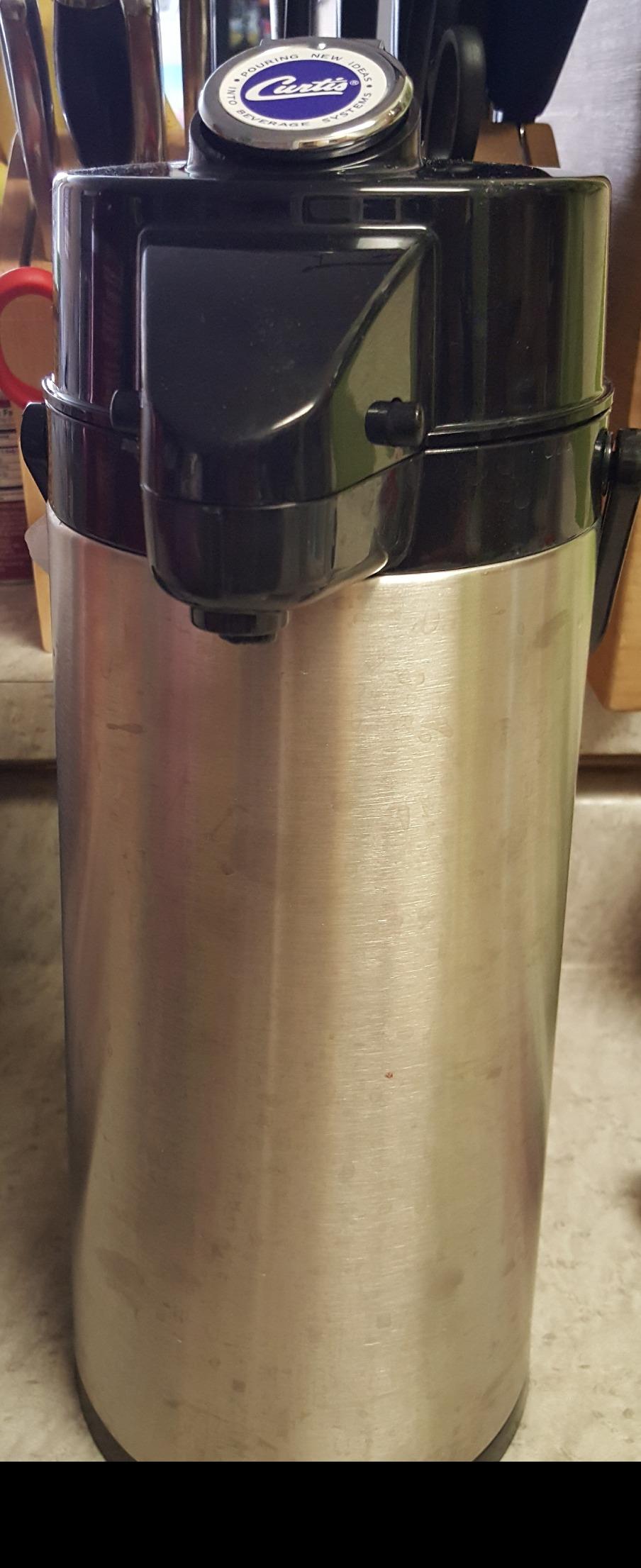 Wilbur Curtis Thermal Dispenser Air Pot, 2.2L S.S. Body Glass Liner Lever Pump - Commercial Airpot Pourpot Beverage Dispenser - TLXA2201G000 (Each),Silver customer photo 1