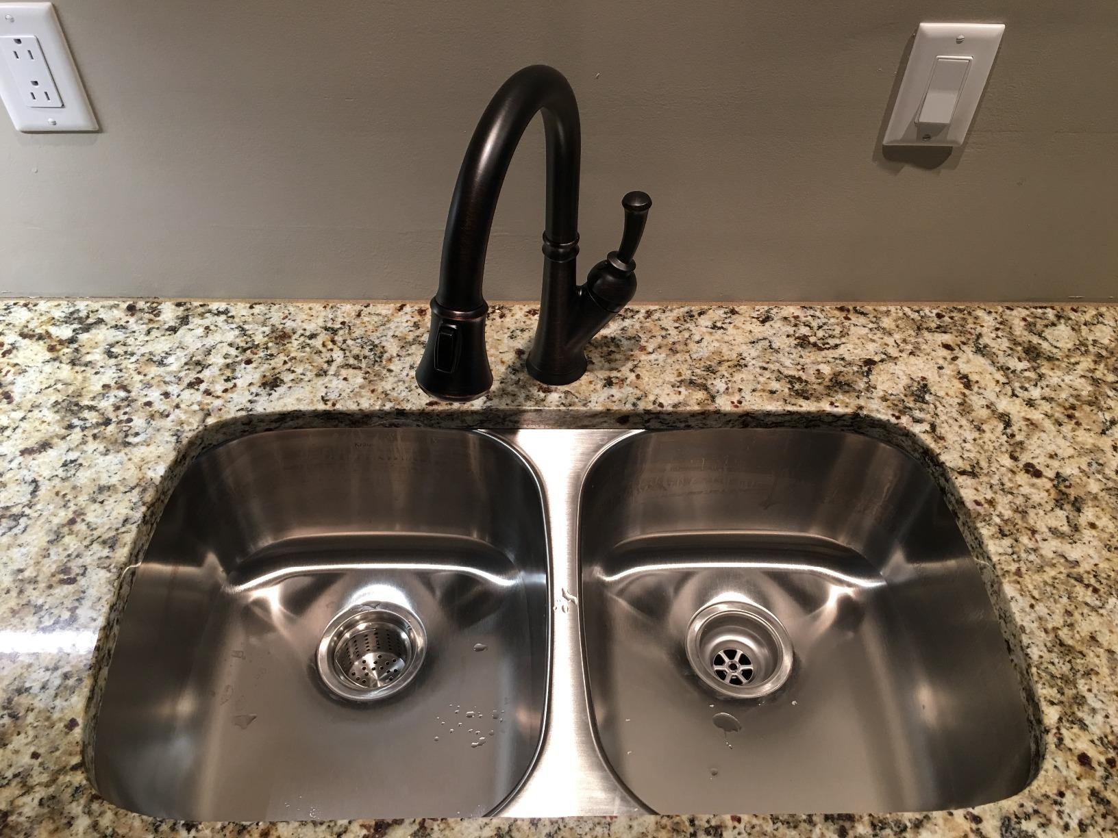 KRAUS Premier 32-inch Undermount 50/50 Double Bowl 18-Gauge Stainless Steel Kitchen Sink with Strainers customer photo 1