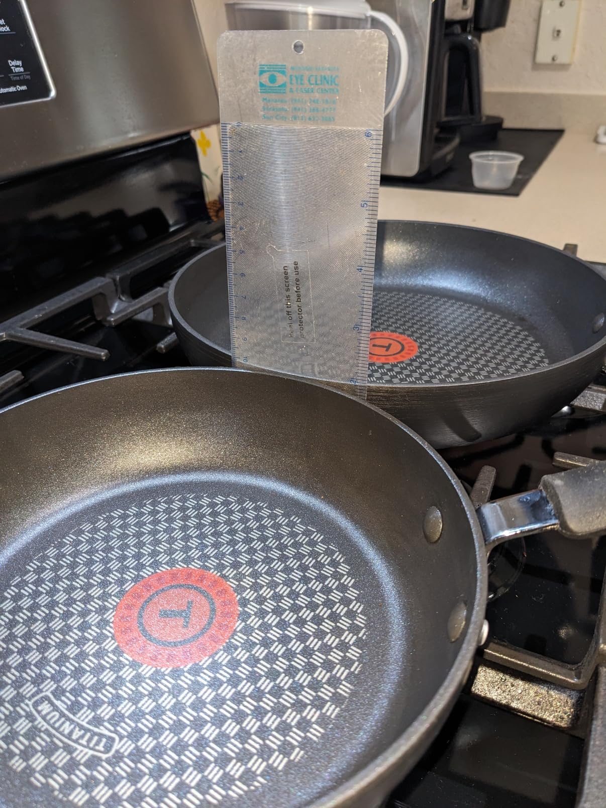 T-Fal Ultimate Hard Anodized Nonstick Fry Pan Set 2 Piece, 8, 10 Inch, Oven Broiler Safe 400F, Kitchen, Cookware, Pots and Pans Set Non Stick, Frying Pans, Dishwasher Safe, Black customer photo 1