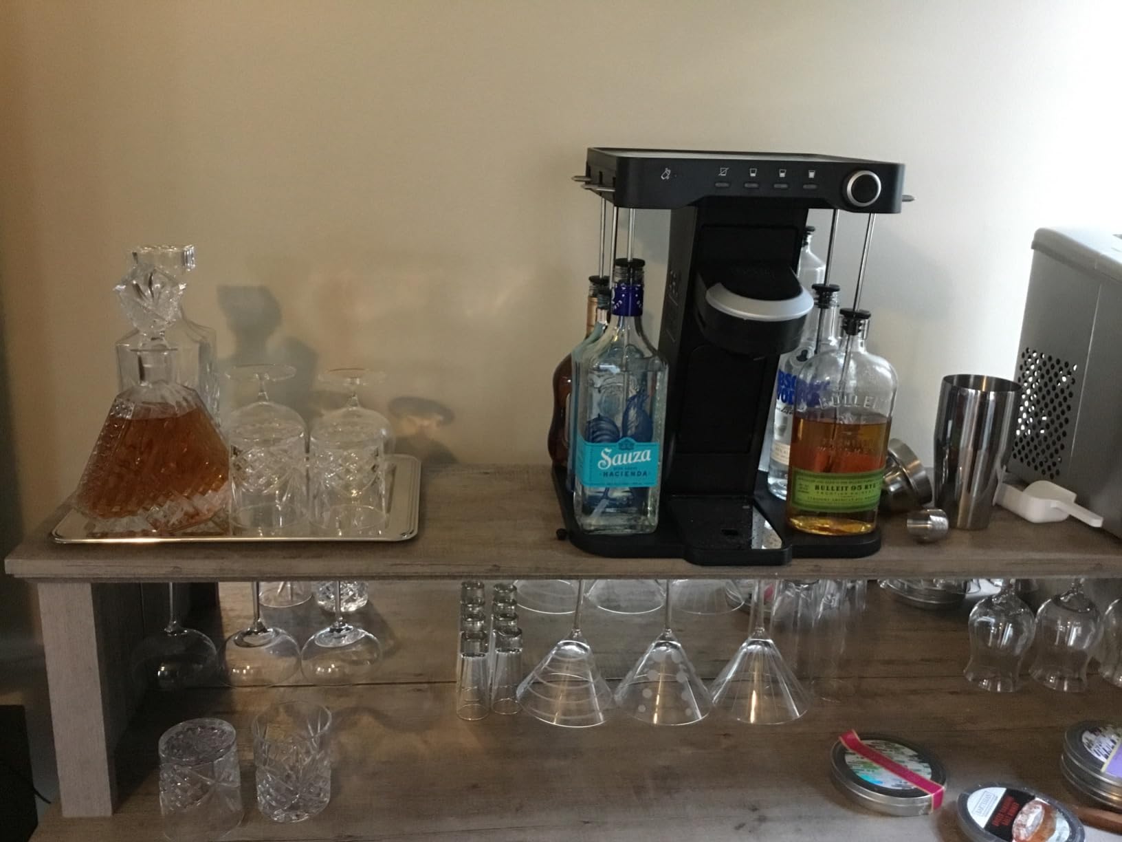 Godinger Dublin Whiskey Bar Set - Includes Whisky Decanter, 6 Old Fashioned Tumbler Glasses and Mirrored Display Tray customer photo 2