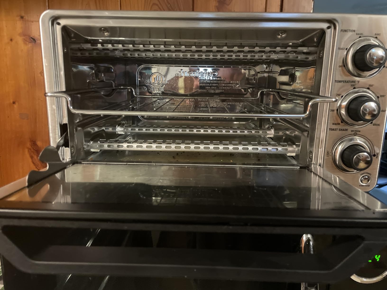 Cuisinart Custom Classic Toaster Oven Broiler, 1800 Watt Countertop Toaster Oven to Bake, Broil, and Toast, Non-Stick Interior, Consistent Toast Control, Brushed Stainless Steel/Black, TOB-40N customer photo 1