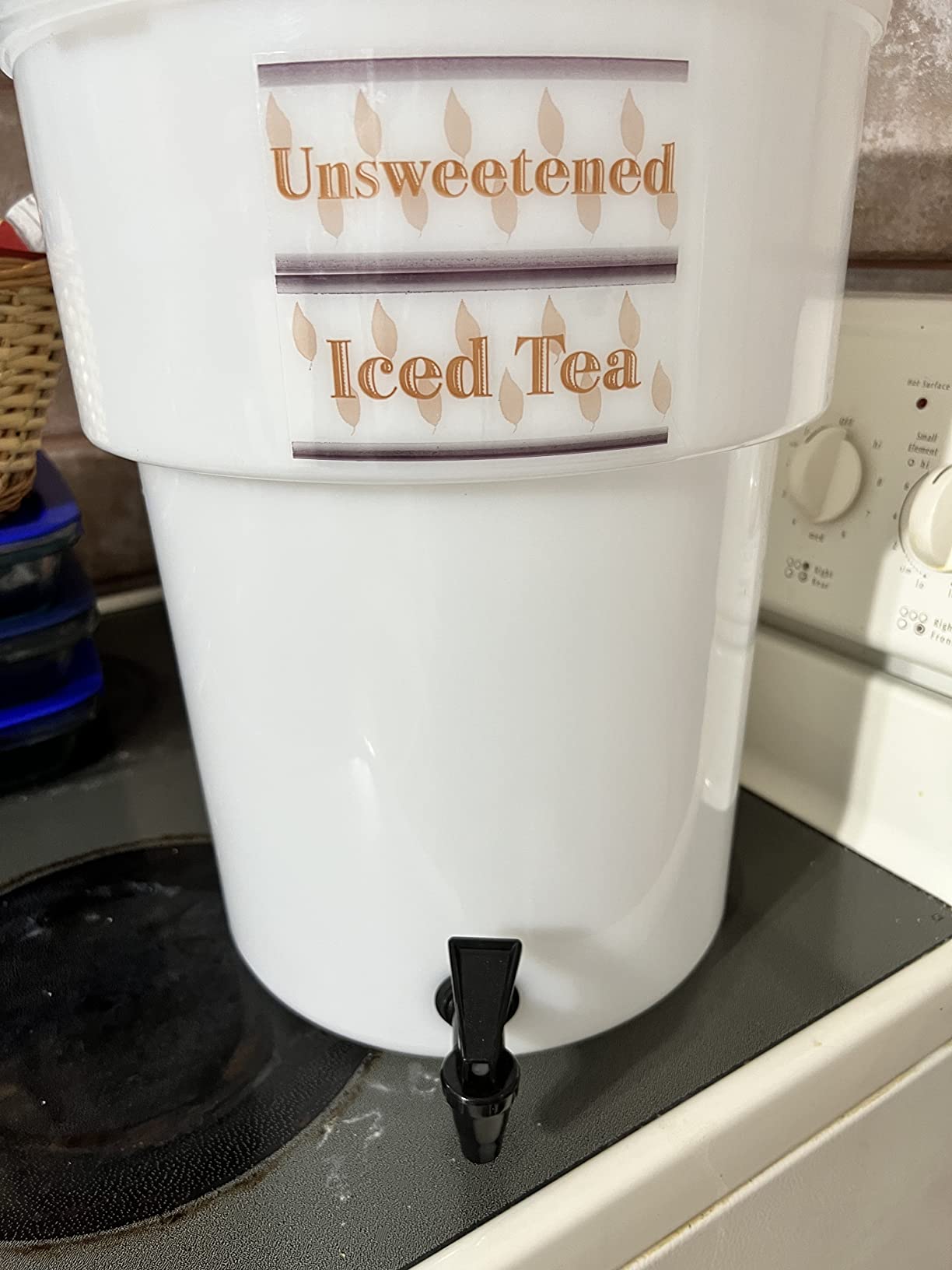 Carlisle FoodService Products Round Beverage Dispenser Drink Dispenser with Spigot for Catering, Plastic, 3 Gallons, Clear customer photo 2