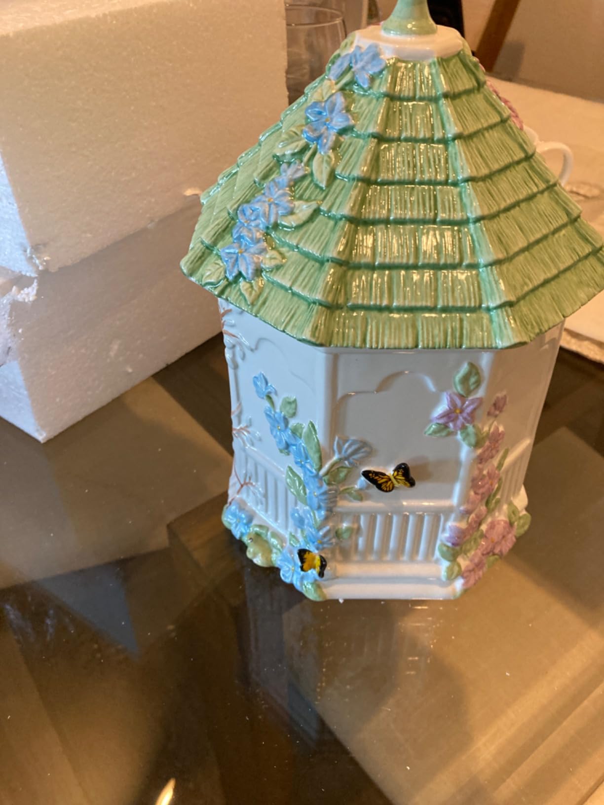 Lenox Butterfly Meadow Figural Gazebo Cookie Jar, 10-Inch, White customer photo 2