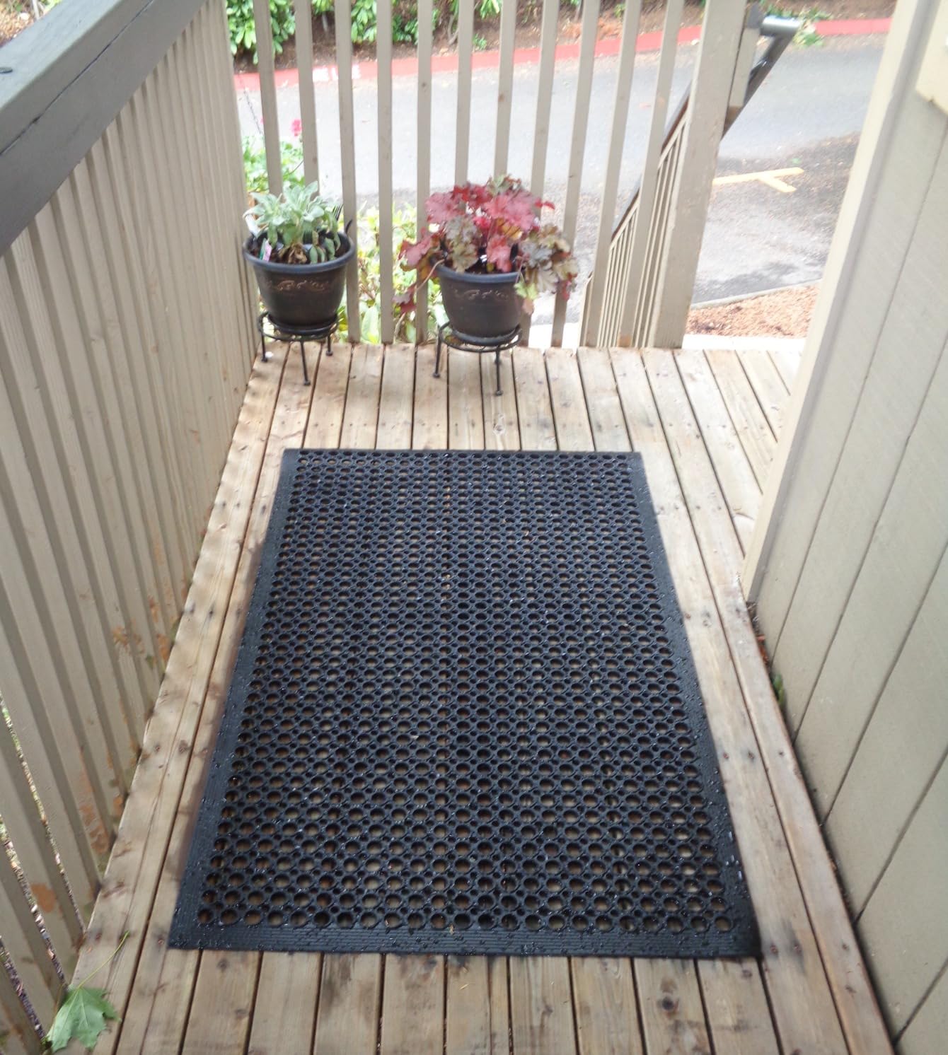 New Star Foodservice 533517 Commercial Grade Grease Resistant Anti-Fatigue Rubber Floor Mat, 36